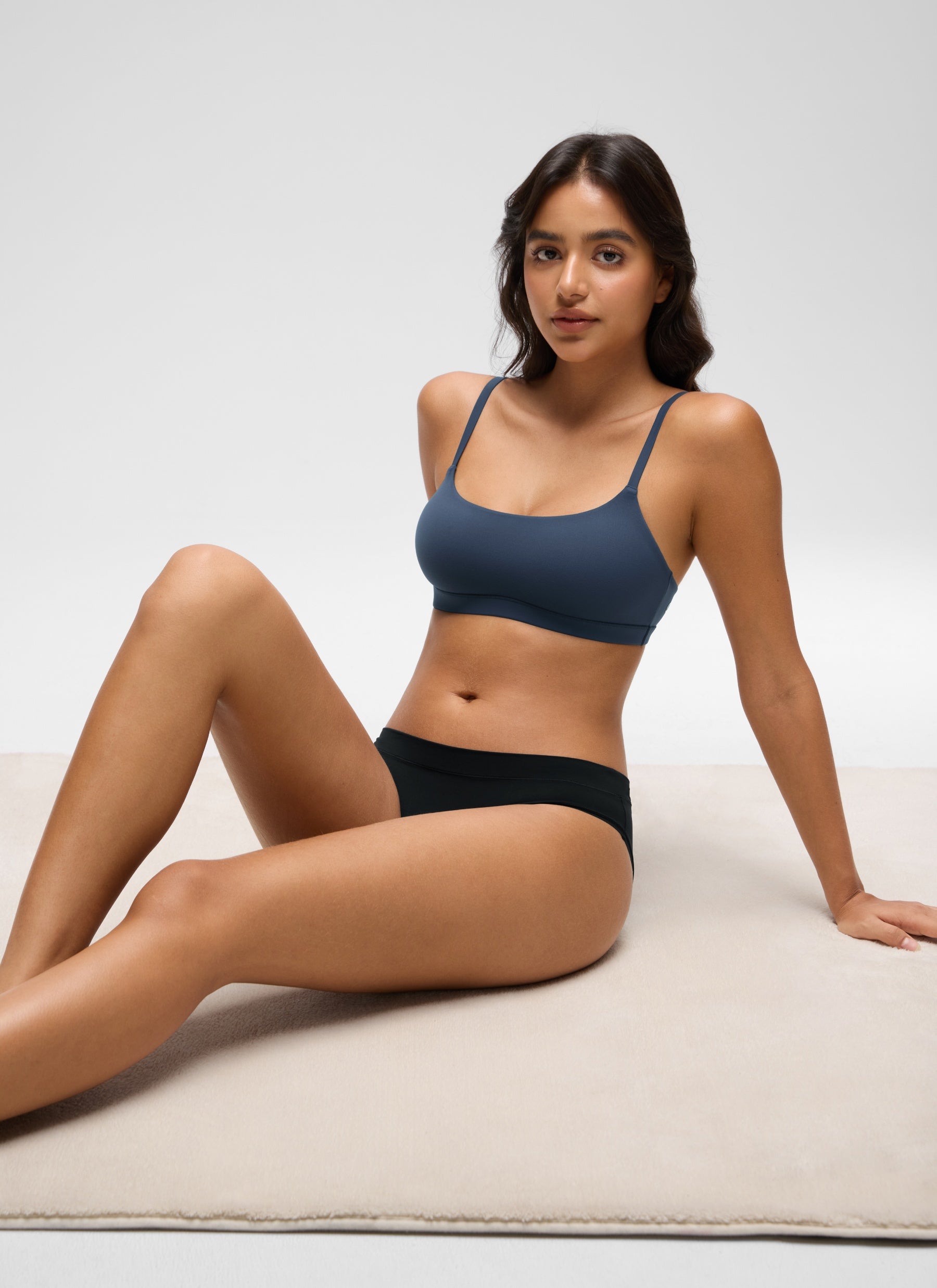 CRZ YOGA Women's Softhold Wireless Scoop Neck  Everyday Bra Adjustable Sargasso