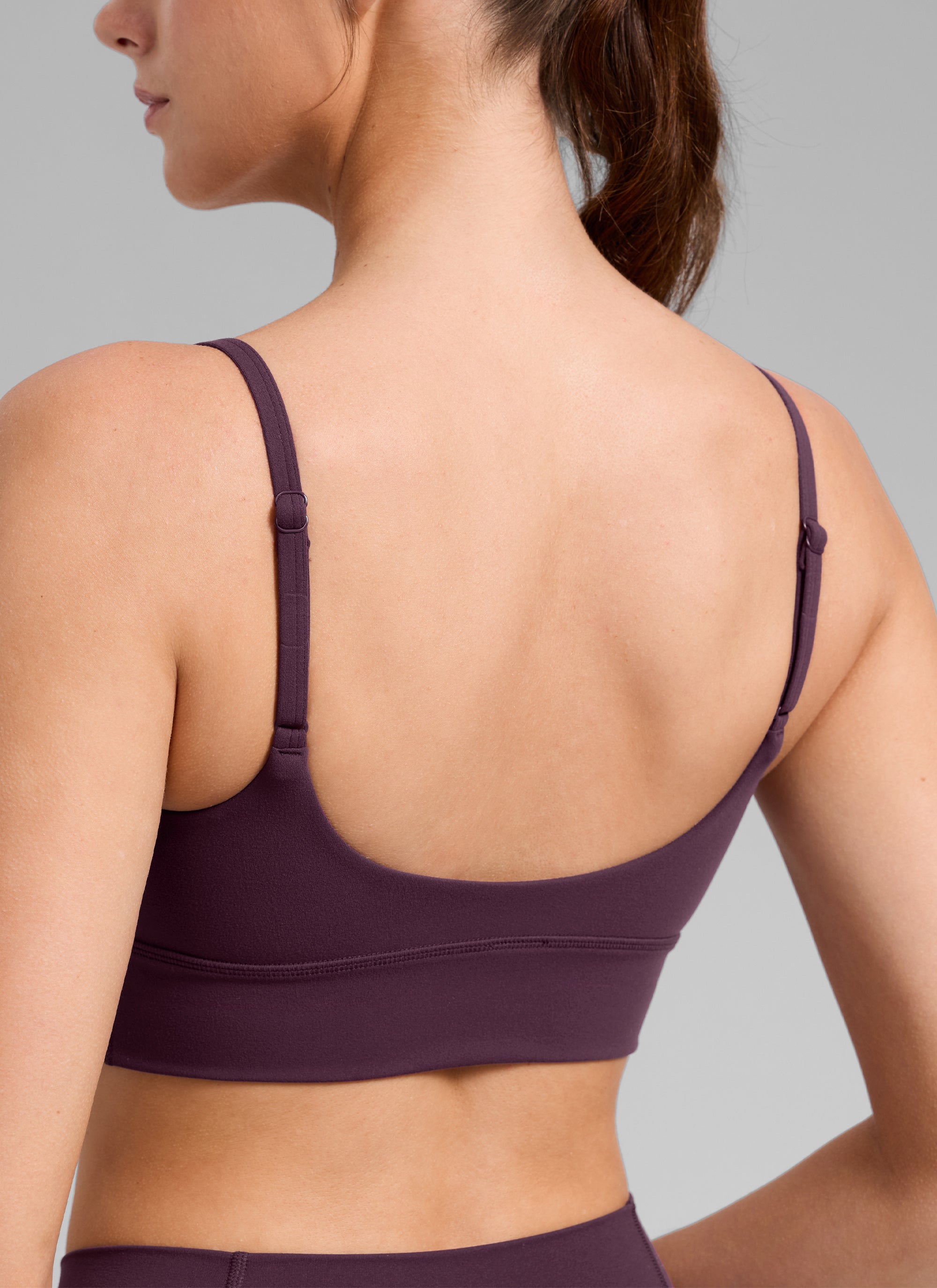 CRZ YOGA Women's Butterlift Yoga Longline Built in Bra Sports Bra Deep Purple