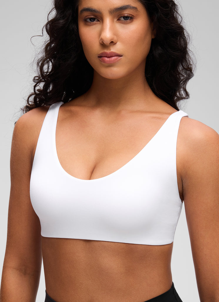 CRZ YOGA Women Butterluxe Soft Double Lined Scoop Neck Sports Bras White