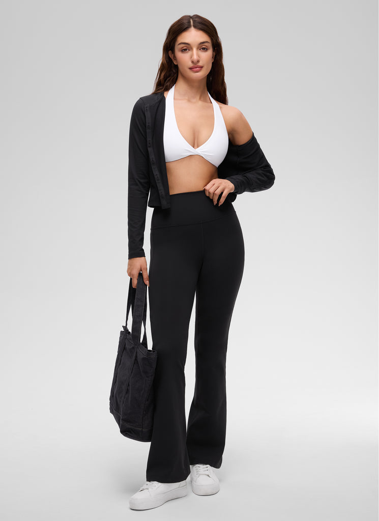 CRZ YOGA Women's Butterluxe Yoga V Neck Crop Double Lined Sports Bra Black