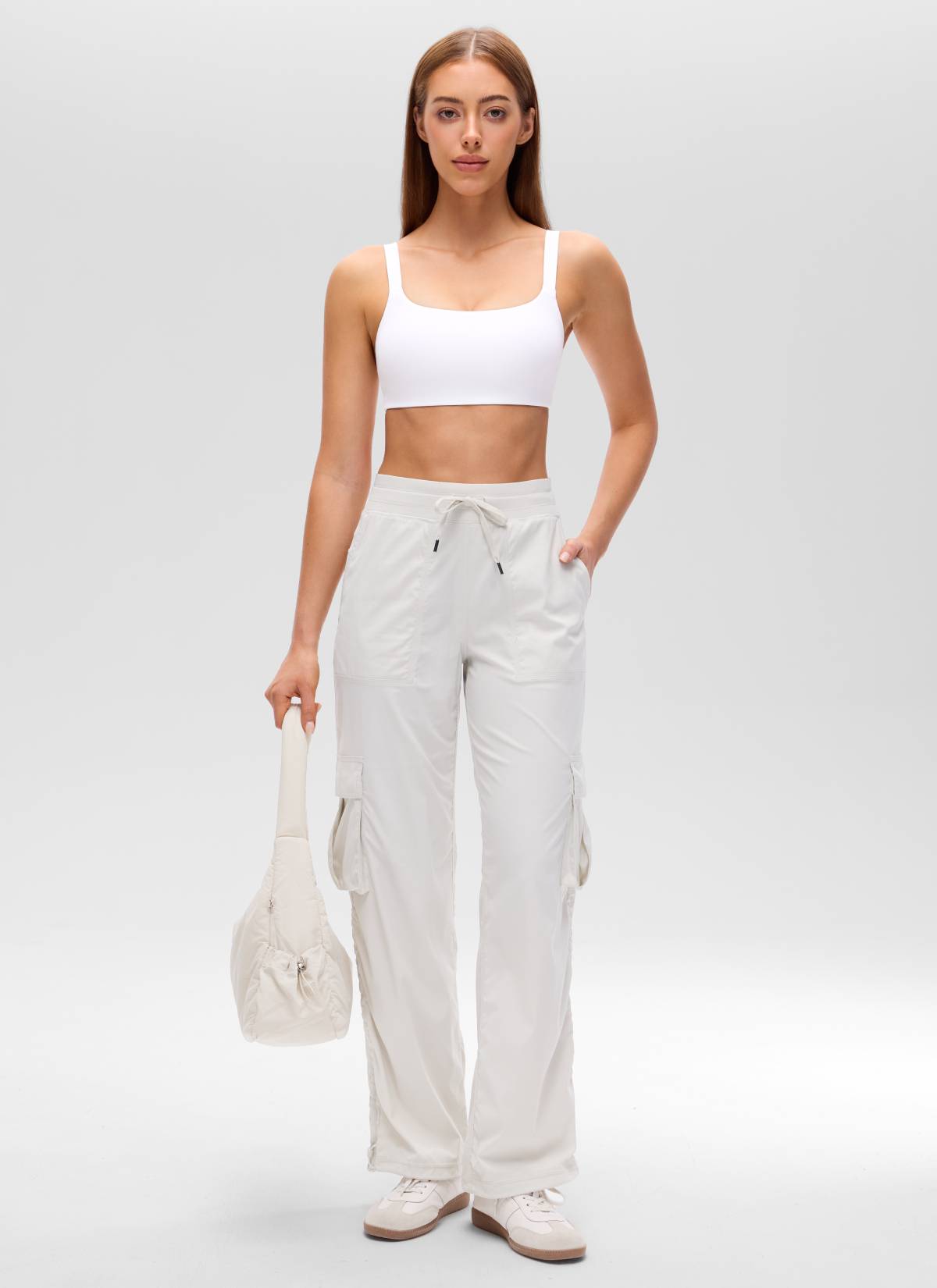 CRZ YOGA Women's Butterluxe Yoga U Neck Square Back Sports Bra White @model_info:Lary