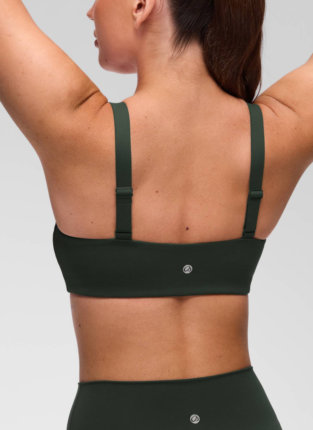 CRZ YOGA Women's Butterluxe Yoga U Neck Square Back Sports Bra Legend Green @model_info:Brooklym