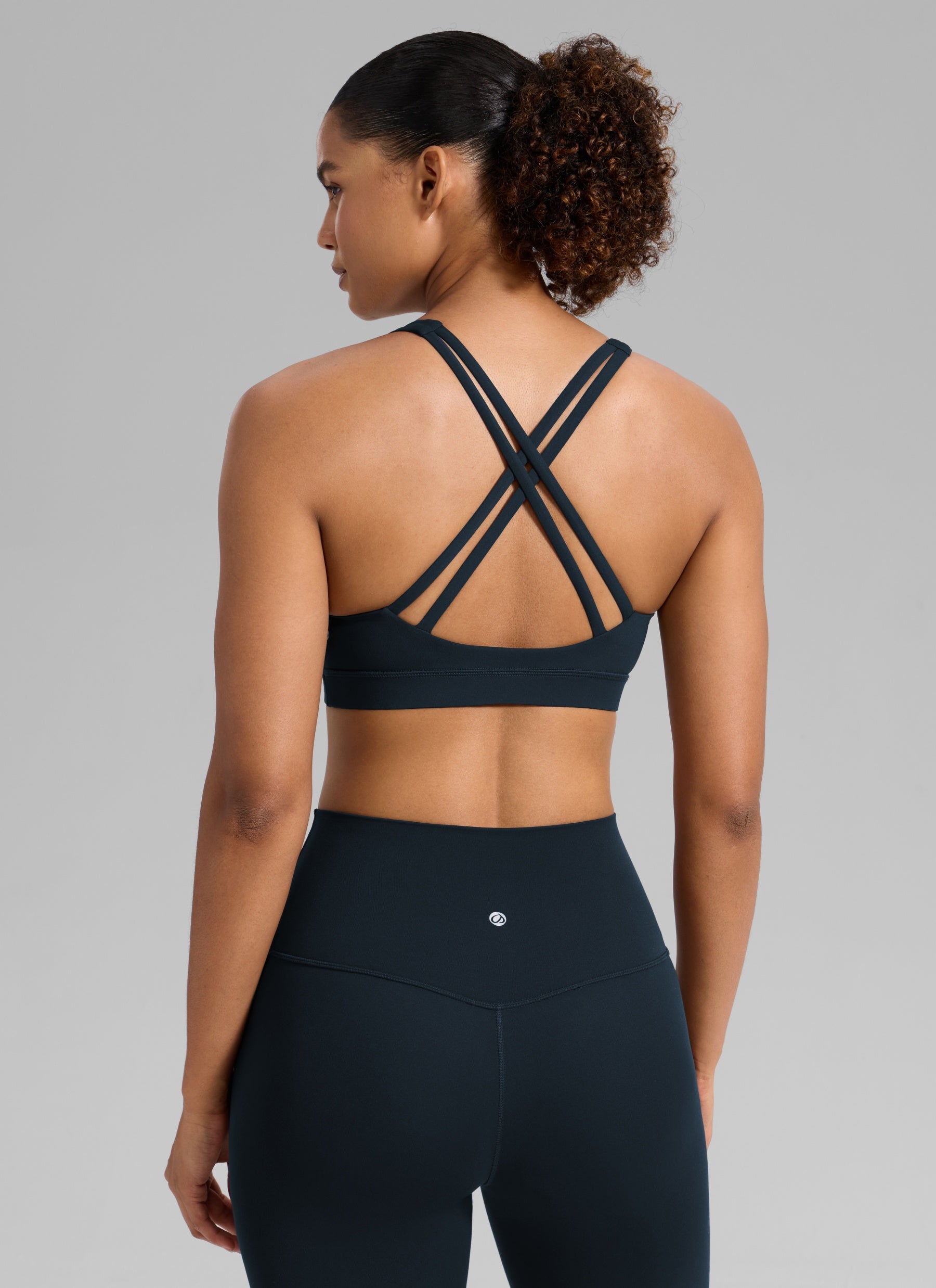 CRZ YOGA Women's Nakedfeel Training U Neck Criss Cross Back Sports Bra True Navy
