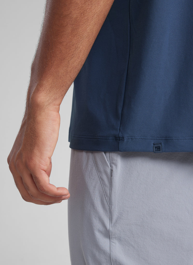 CRZ YOGA Men's Workout Lightweight Athletic Casual Short Sleeve Shirt Mysterious Grey