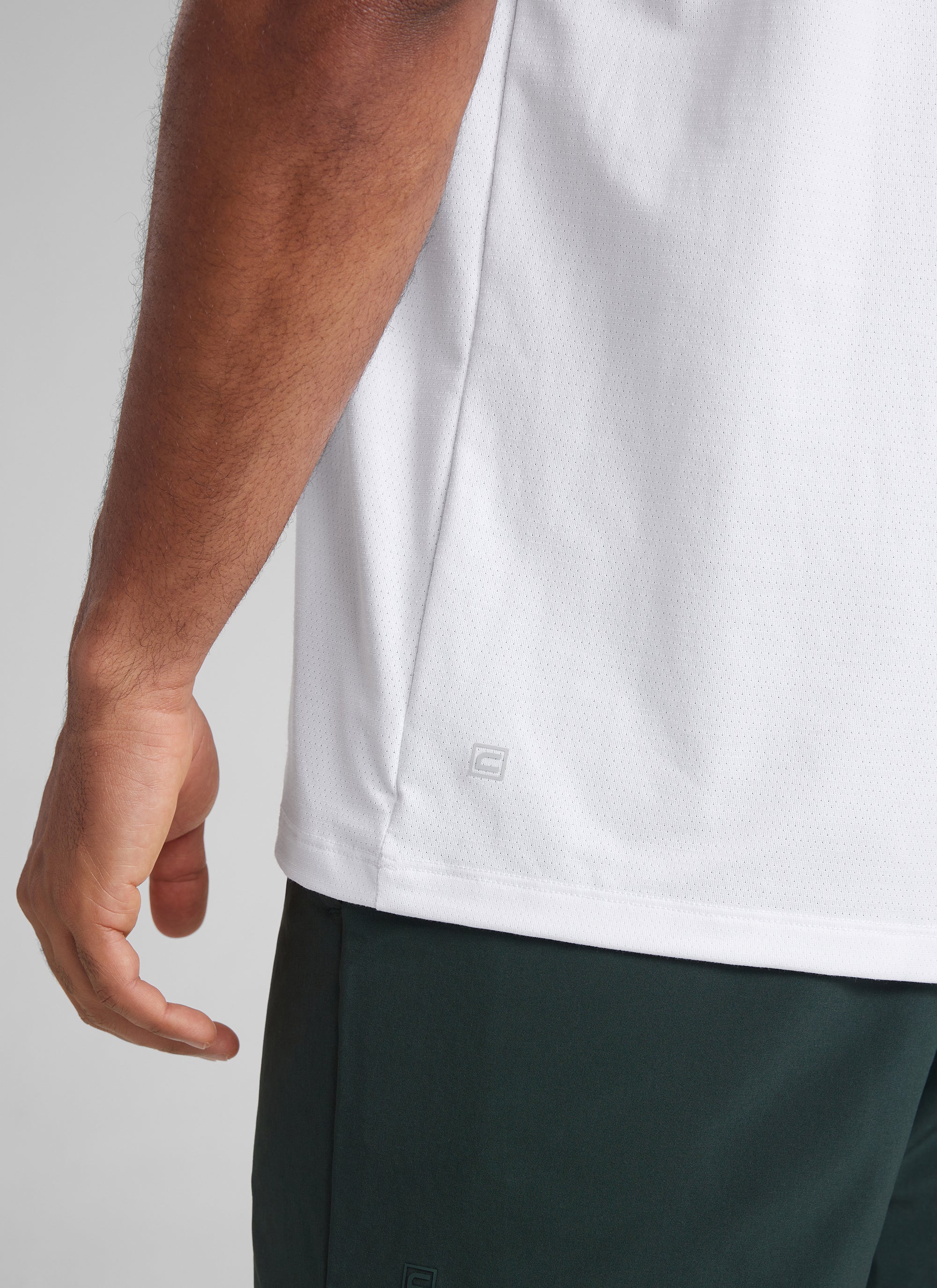 CRZ YOGA Men's Training Classic Fit Shirts Mech Short Sleeves White