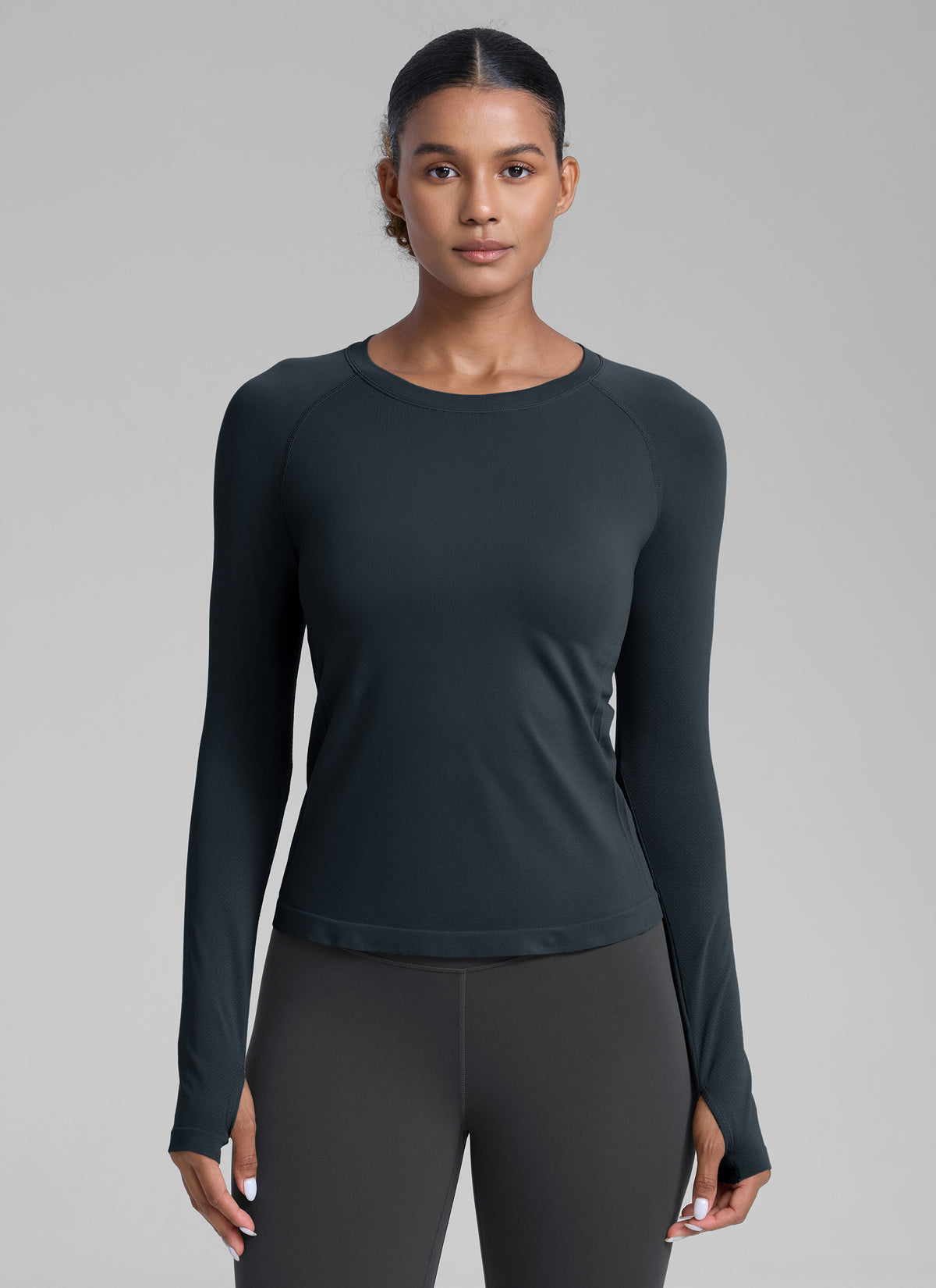 CRZ YOGA Women's Run Train Shirts Seamless Long Sleeve Waist Length True Navy @model_info:Babrabra