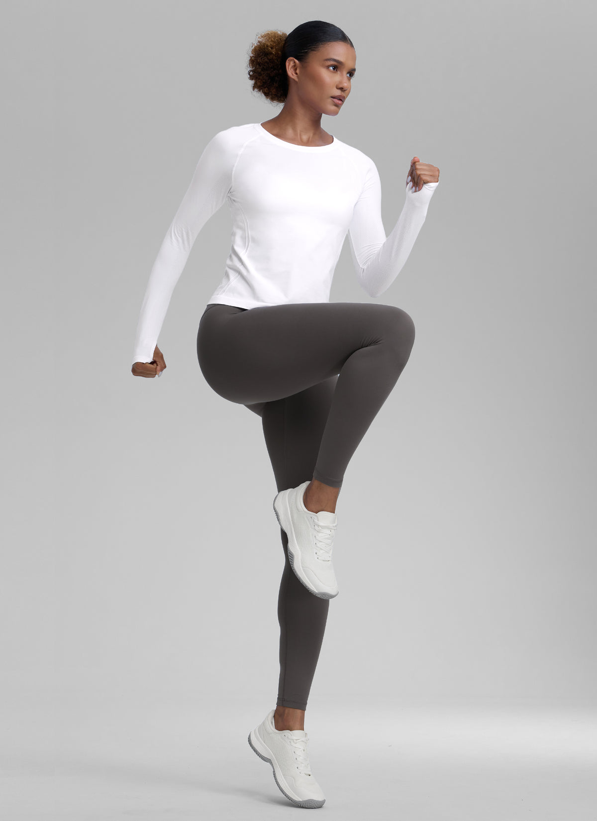 CRZ YOGA Women's Run Train Shirts Seamless Long Sleeve Waist Length White @model_info:Babrabra