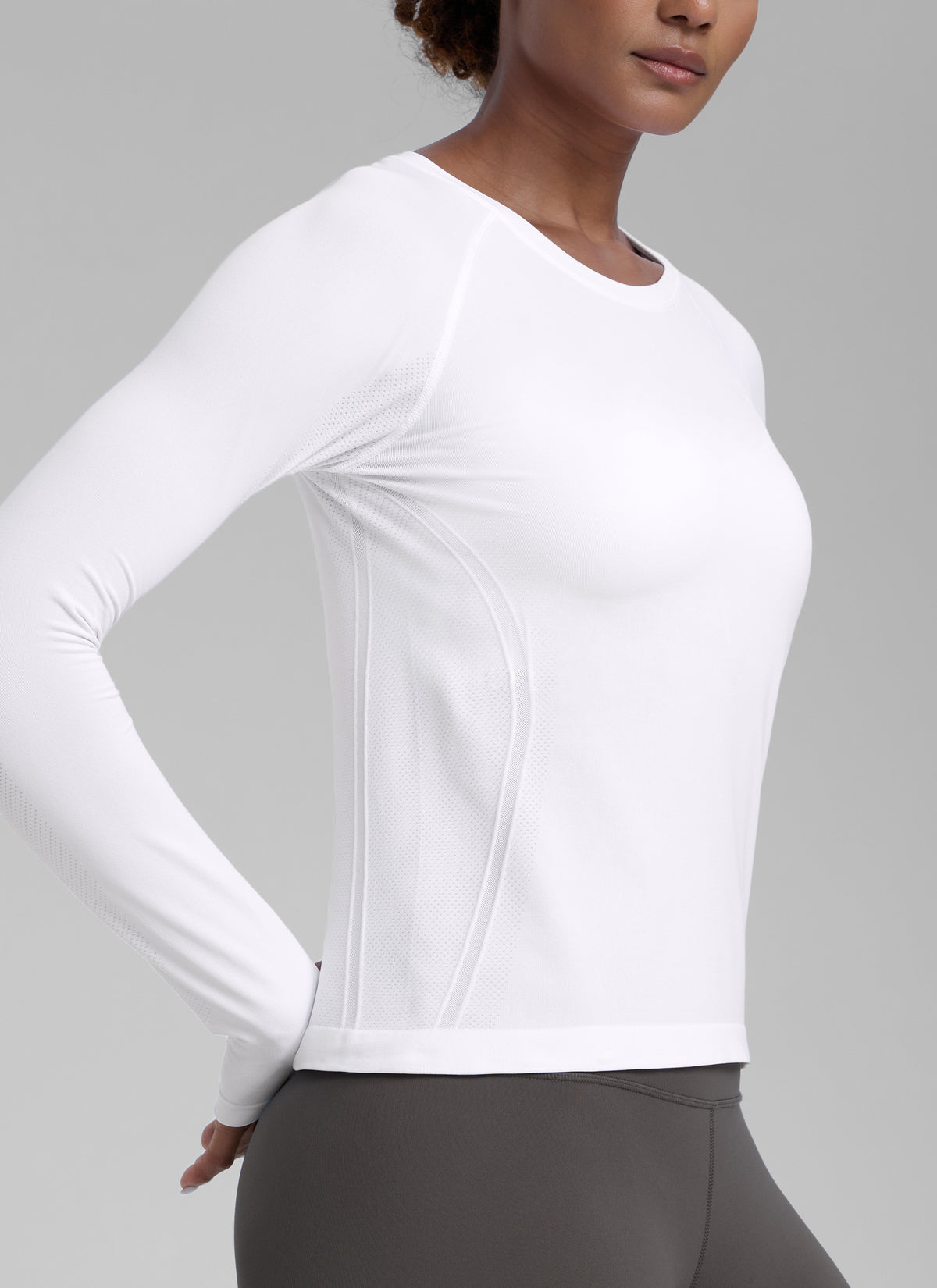CRZ YOGA Women's Run Train Shirts Seamless Long Sleeve Waist Length White @model_info:Babrabra