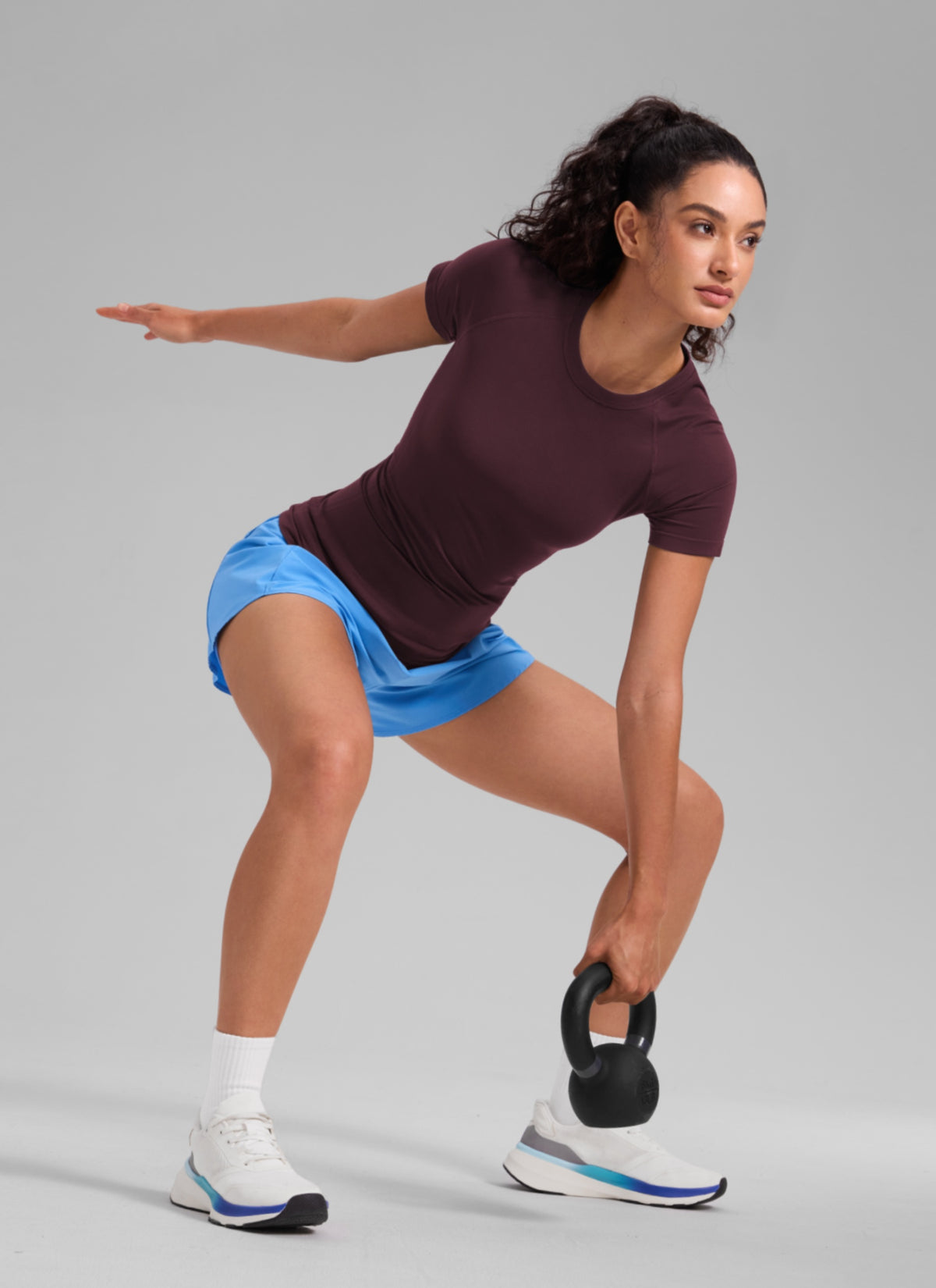 CRZ YOGA Women's Running Classic Fit Shirts Seamless Short Sleeves Ripe Plum @model_info:Q1