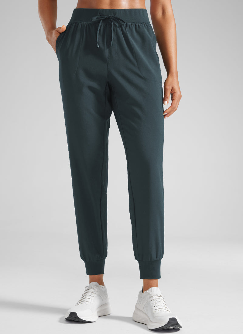 CRZ YOGA Women's Train Loose Fit Feathery-Fit Drawstring Jogger 28'' Melanite