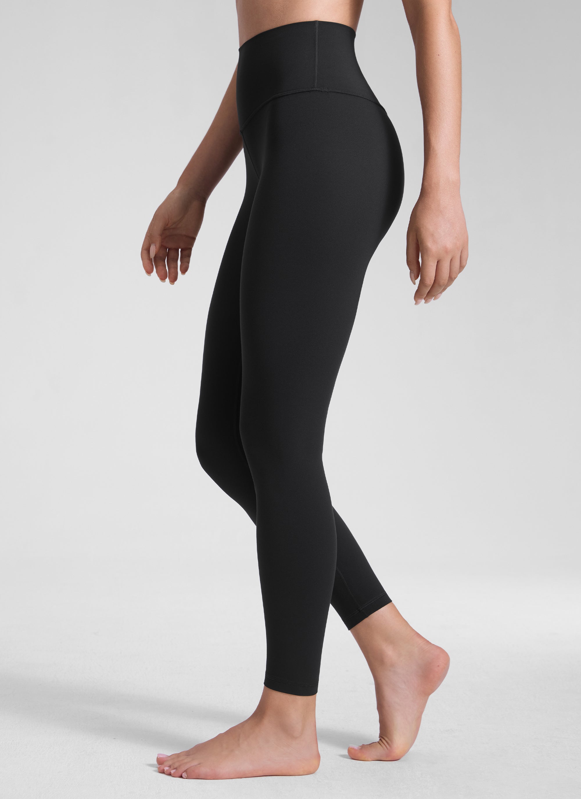 CRZ YOGA Women's Yoga Lounge High Rise Butterluxe Yoga Leggings 25'' Black @model_info:Malisa