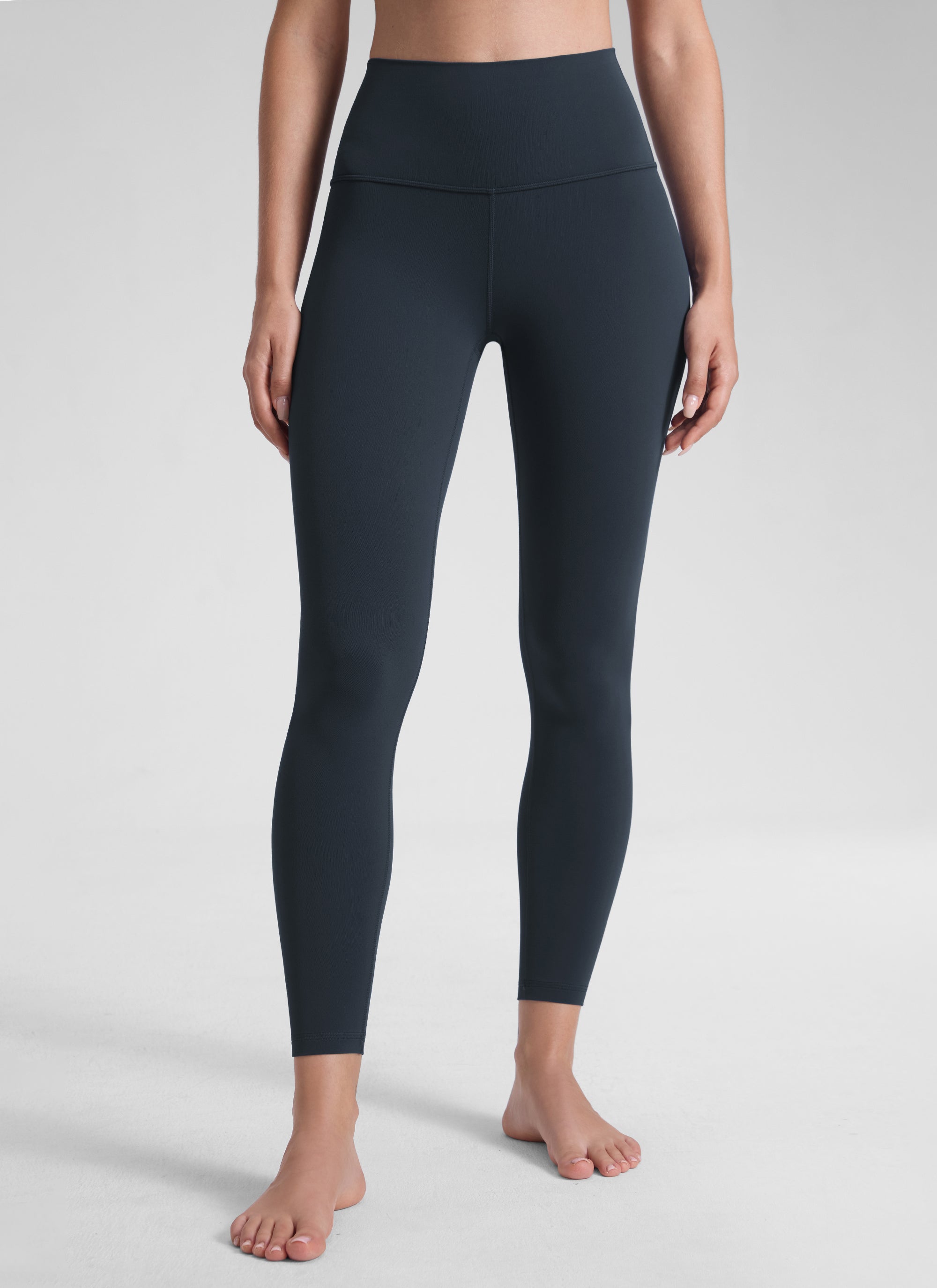 CRZ YOGA Women's Yoga Lounge High Rise Butterluxe Yoga Leggings 25'' True Navy @model_info:Malisa