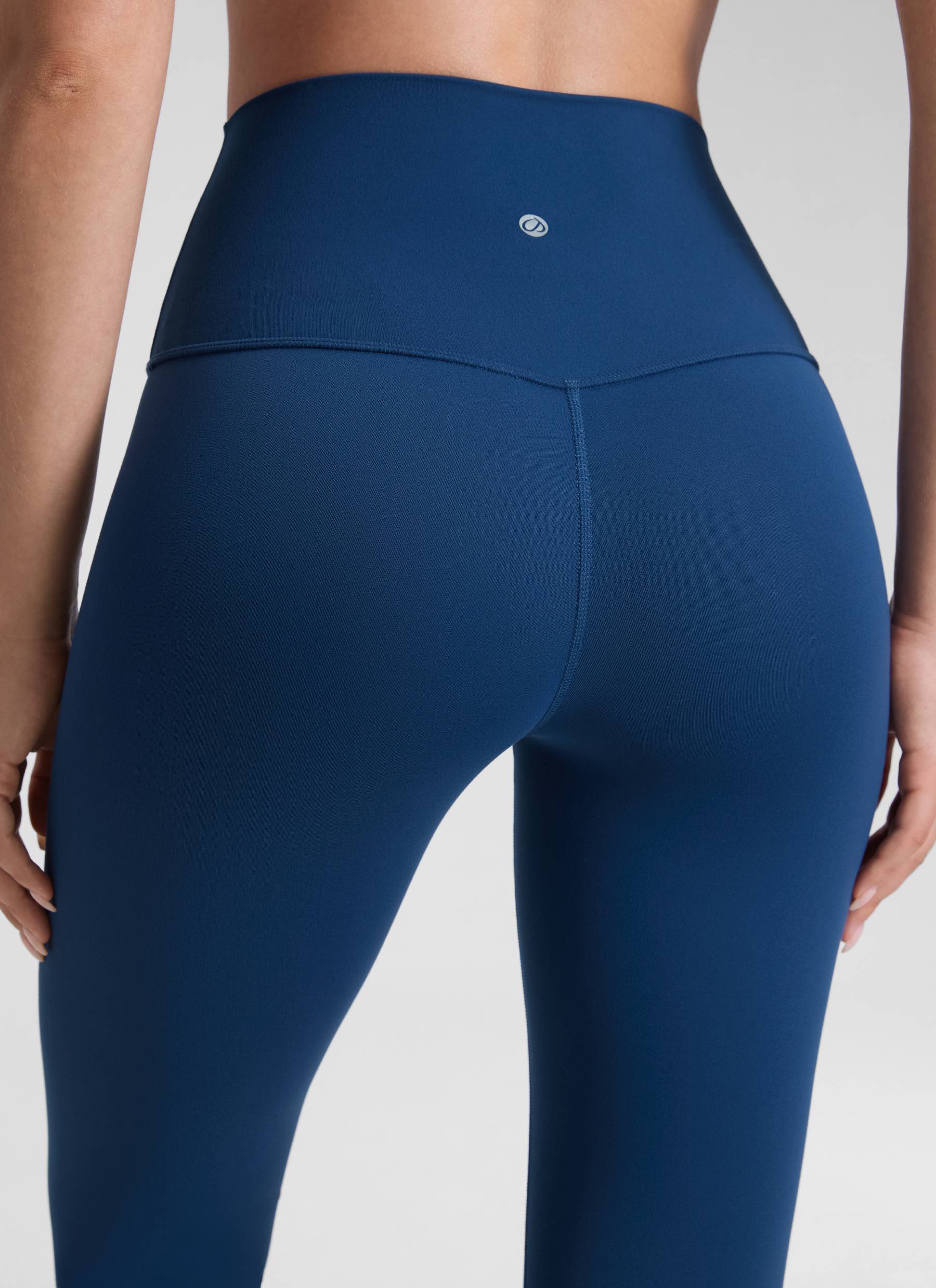 CRZ YOGA Women's Yoga Lounge High Rise Butterluxe Yoga Leggings 25'' French Navy @model_info:Malisa