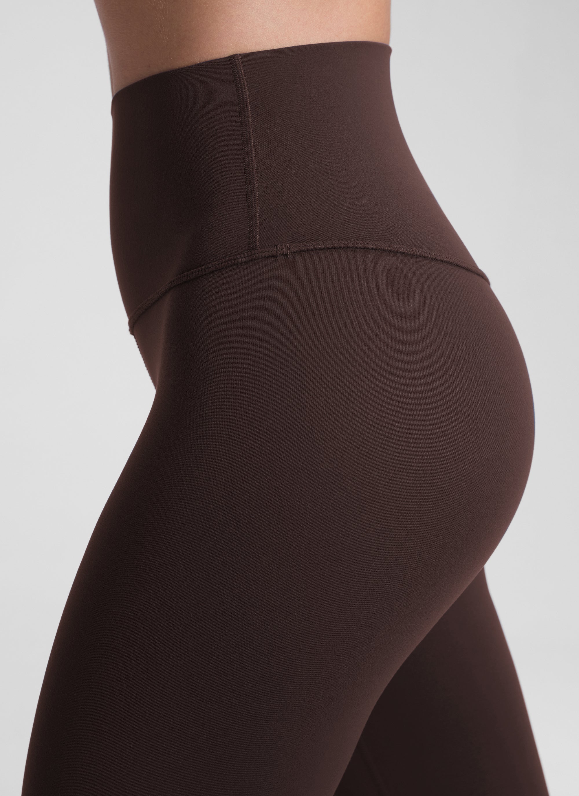 CRZ YOGA Women's Yoga Lounge High Rise Butterluxe Yoga Leggings 25'' Hot Fudge Brown @model_info:Malisa