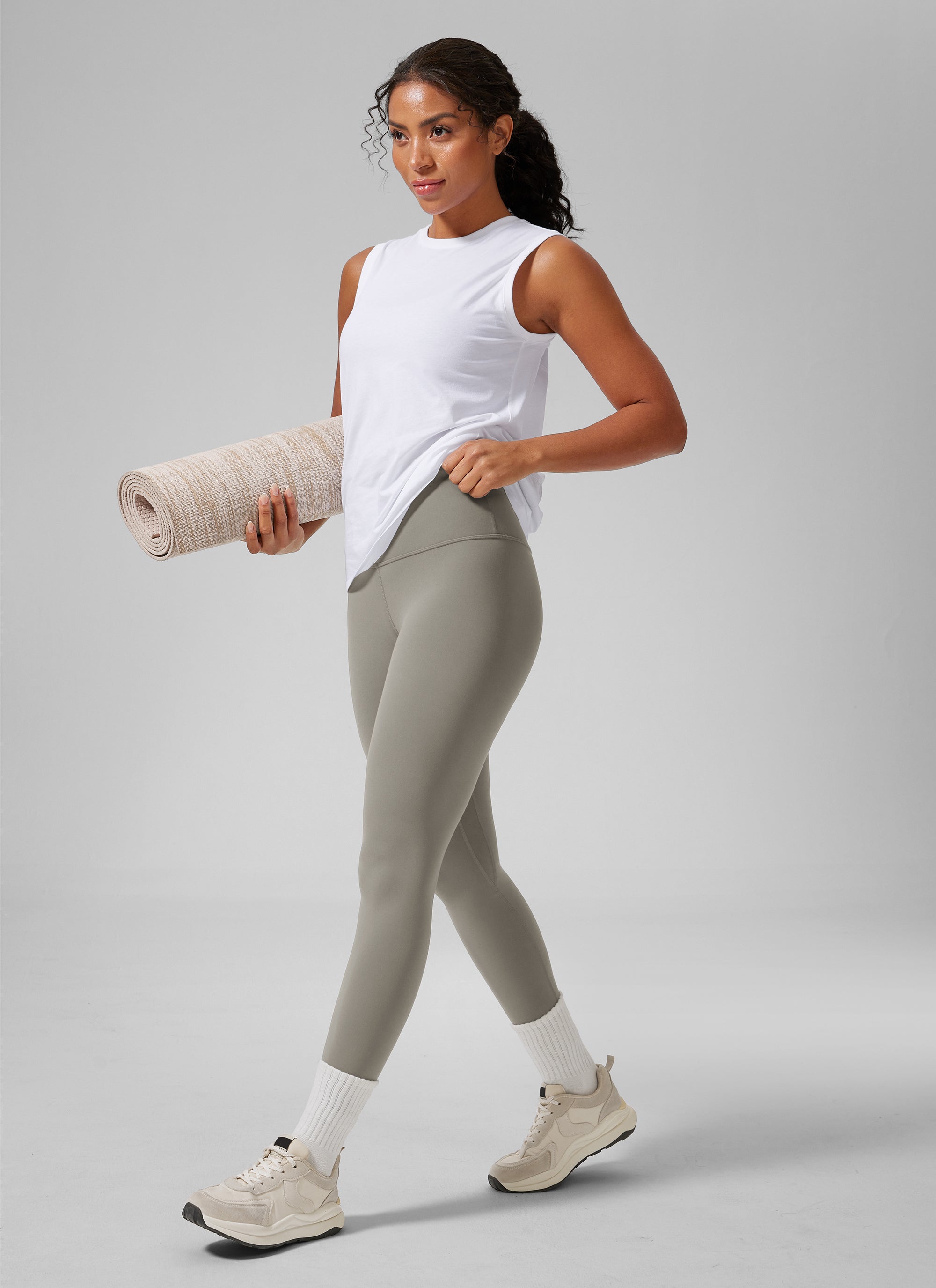 CRZ YOGA Women's Workout High Rise Butterlift Yoga Leggings 25'' Rock grey