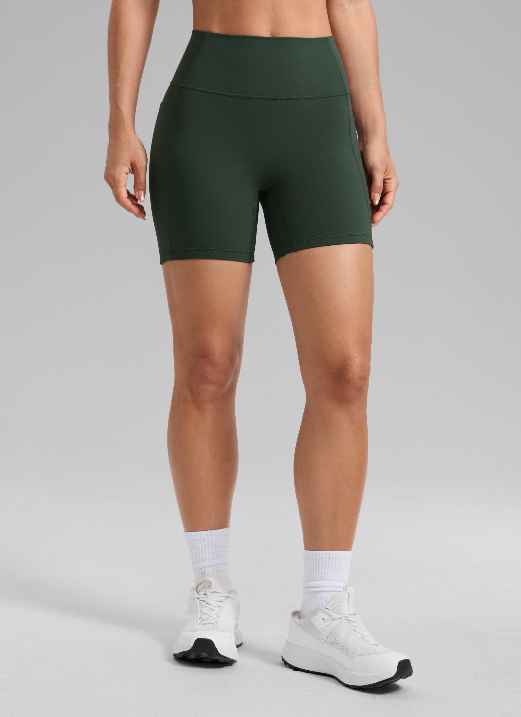 CRZ YOGA Butterlift Womens Scrunch Butt No Front Seam Pocket Biker Shorts 5'' Legend Green