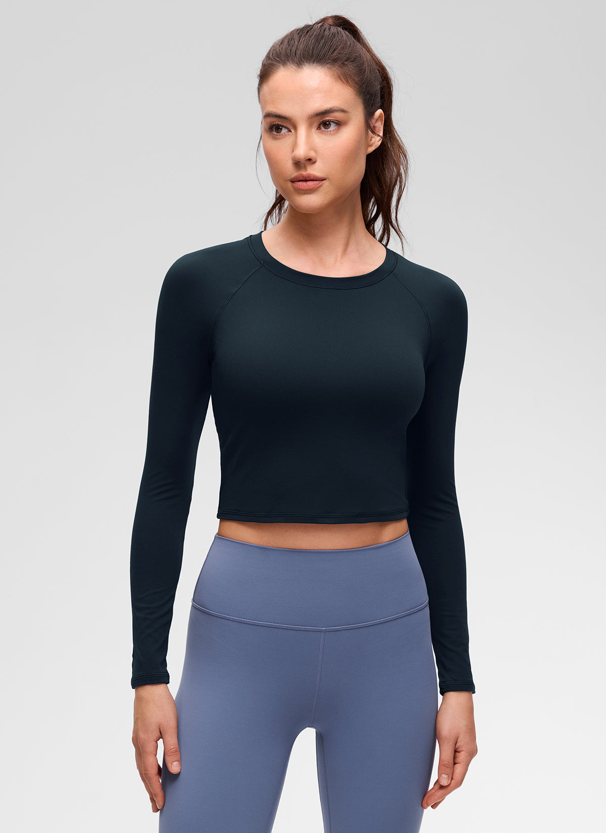 CRZ YOGA Women's Brushed Workout Crew Neck Raglan Crop Long Sleeve True Navy