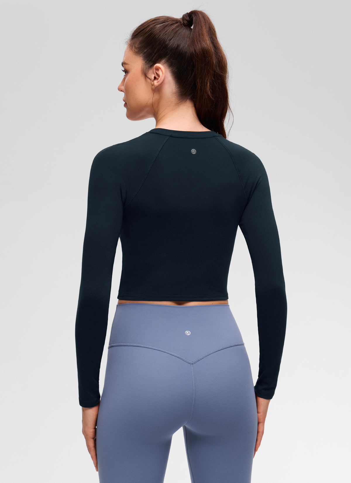 CRZ YOGA Women's Brushed Workout Crew Neck Raglan Crop Long Sleeve True Navy