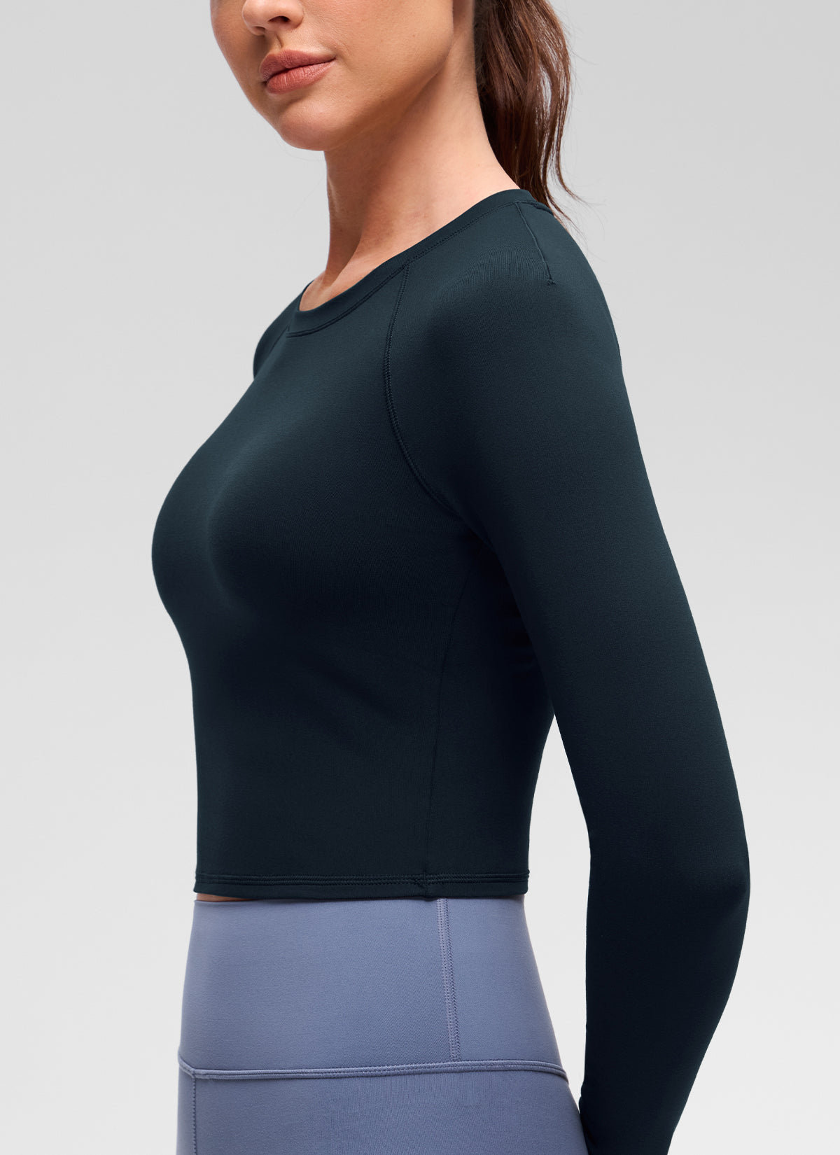 CRZ YOGA Women's Brushed Workout Crew Neck Raglan Crop Long Sleeve True Navy