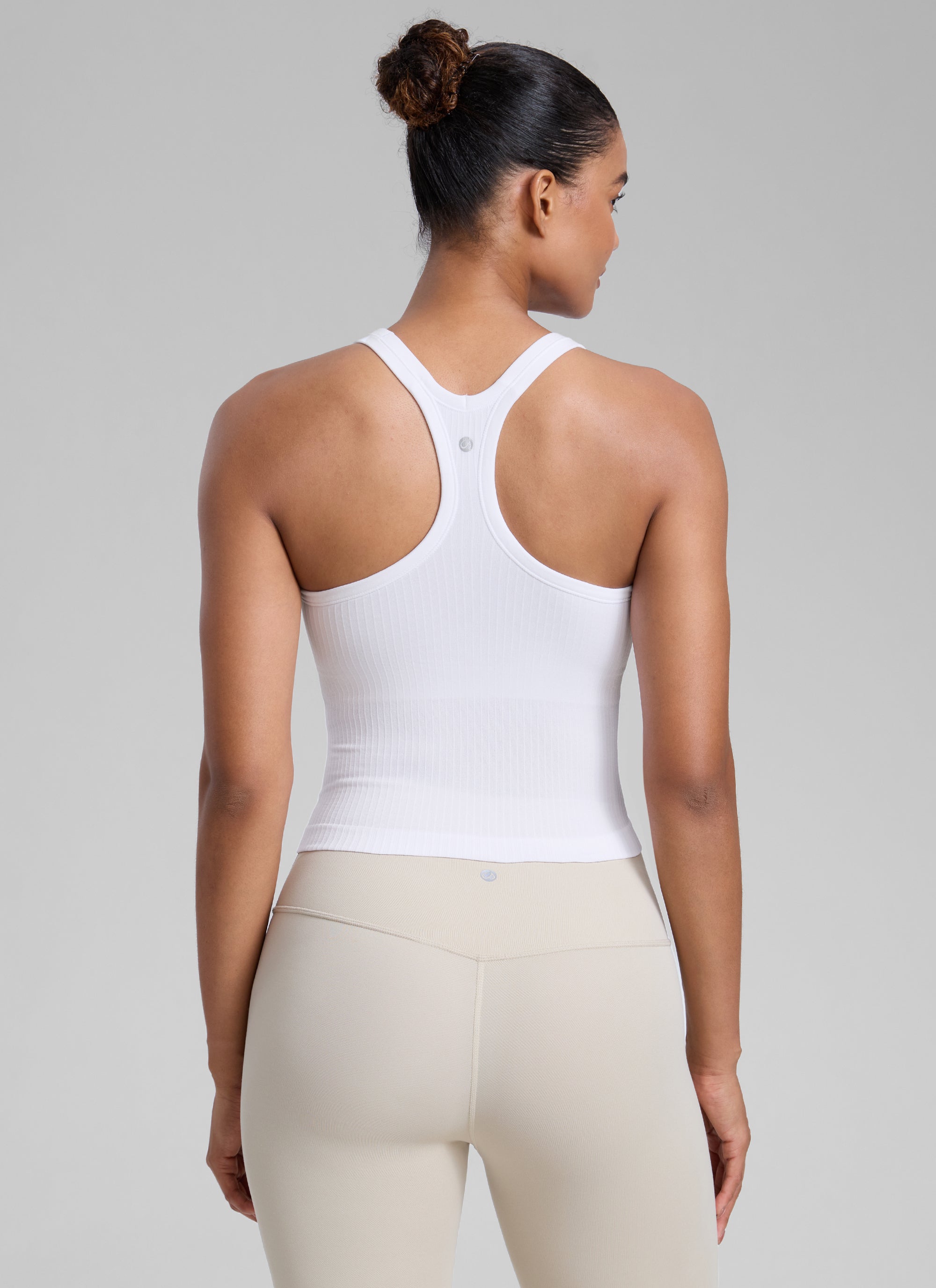 CRZ YOGA Women's Yoga Slim Fit Seamless Tank Crew Neck Waist Length Black