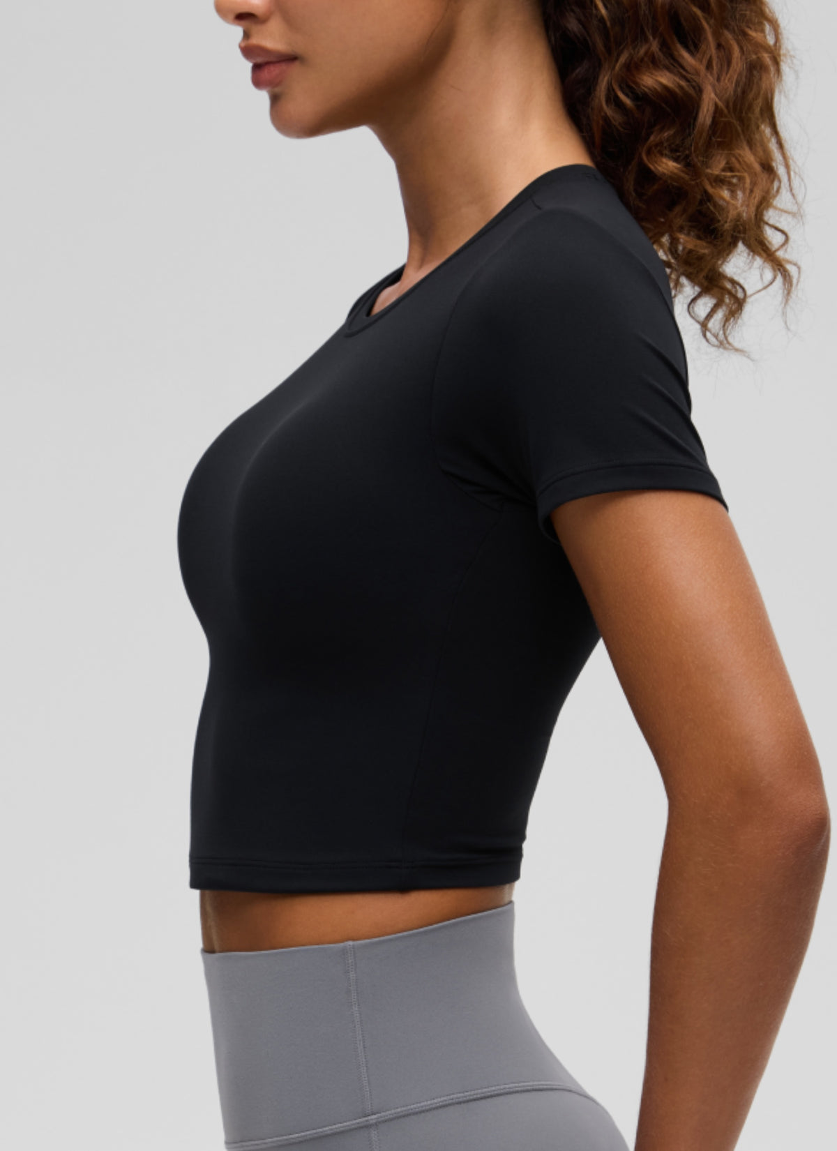 CRZ YOGA Women's Softembrace Casual Crewneck Crop Short Sleeve Black @model_info:J