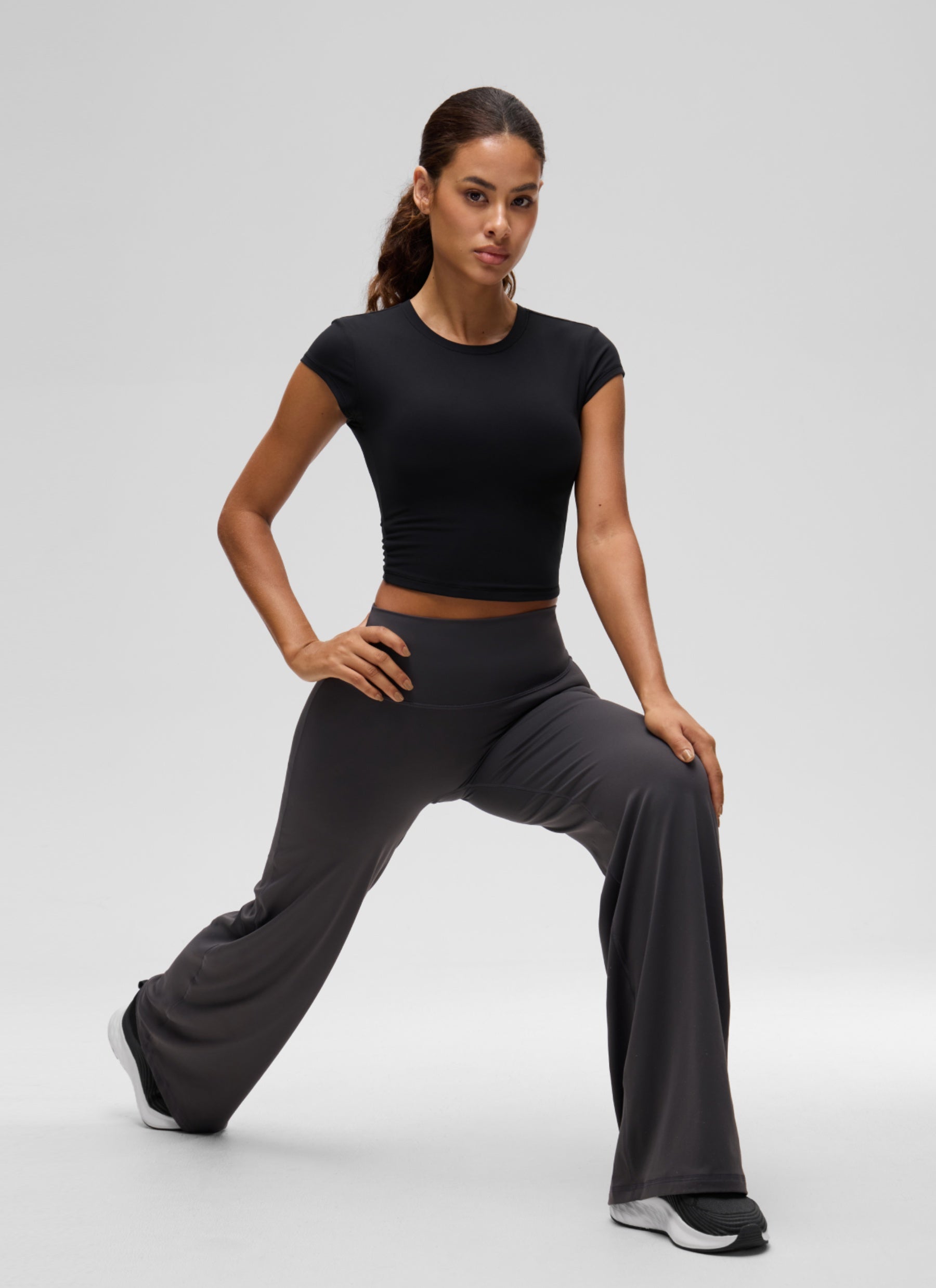 CRZ YOGA Women's Softembrace Casual Crop Double Lined Cap Sleeve Tops Black
