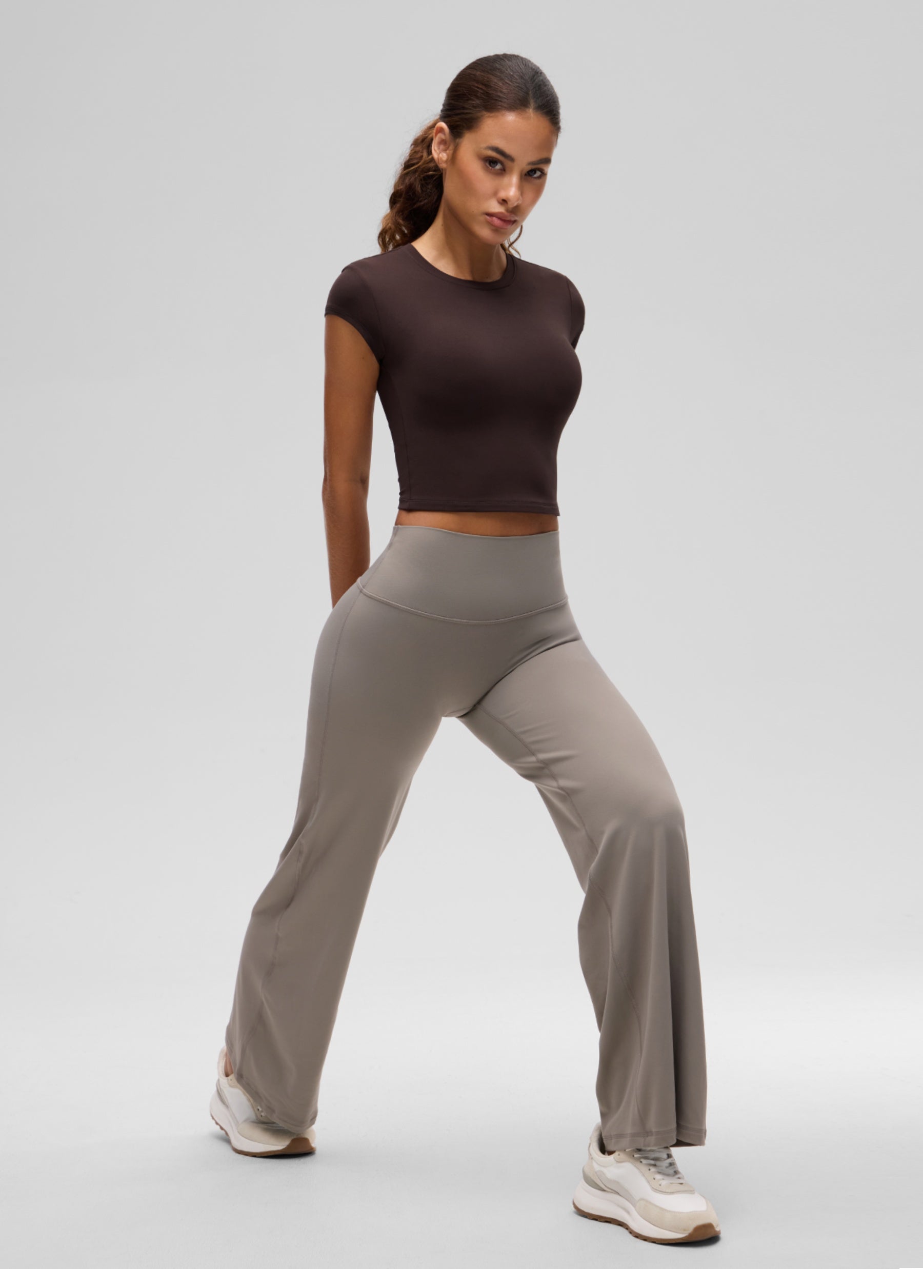 CRZ YOGA Women's Softembrace Casual Crop Double Lined Cap Sleeve Tops Hot Fudge Brown
