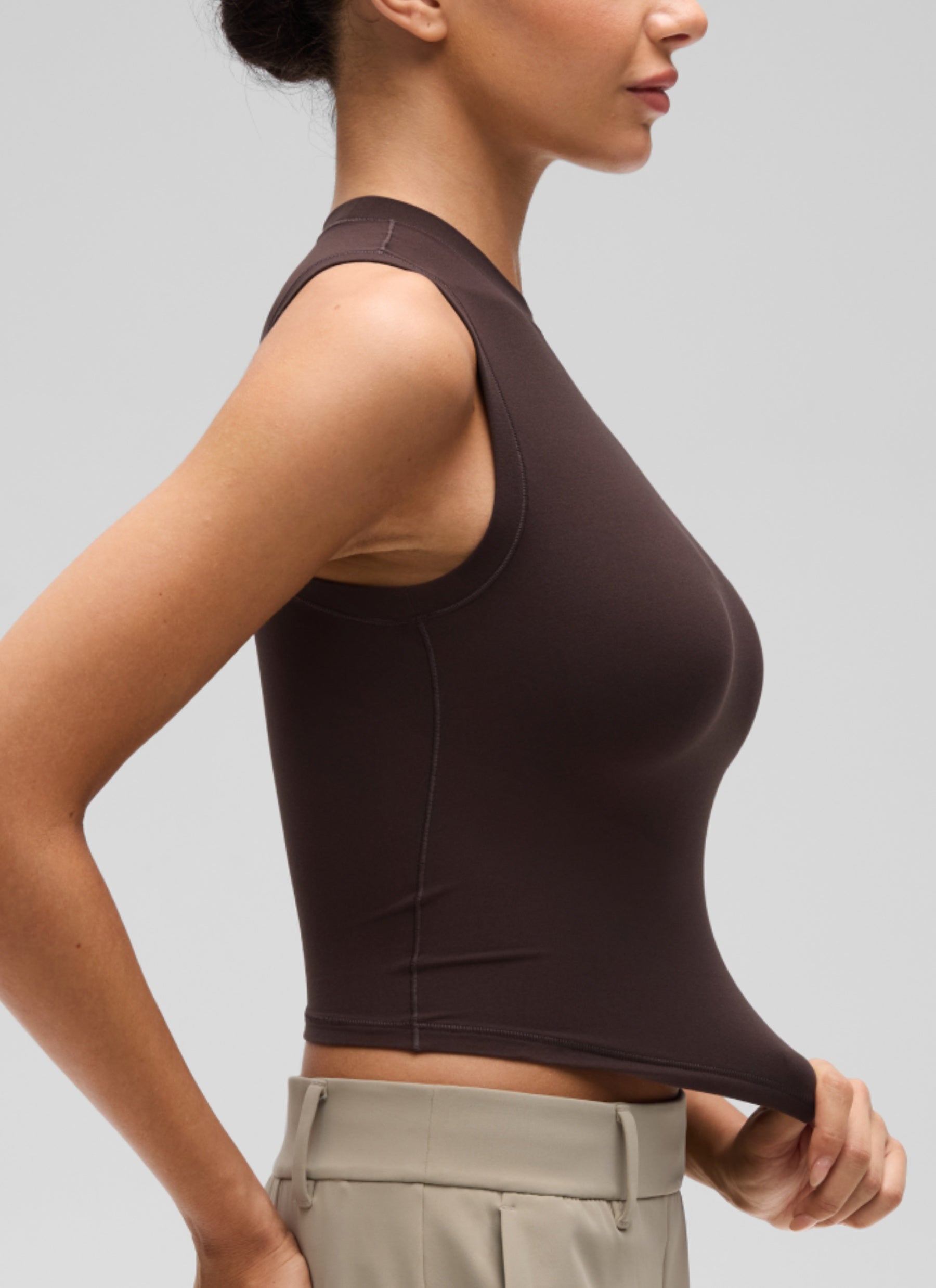 CRZ YOGA Women's Softembrace Casual Crop High Neck Tight Crewneck Tank Hot Fudge Brown