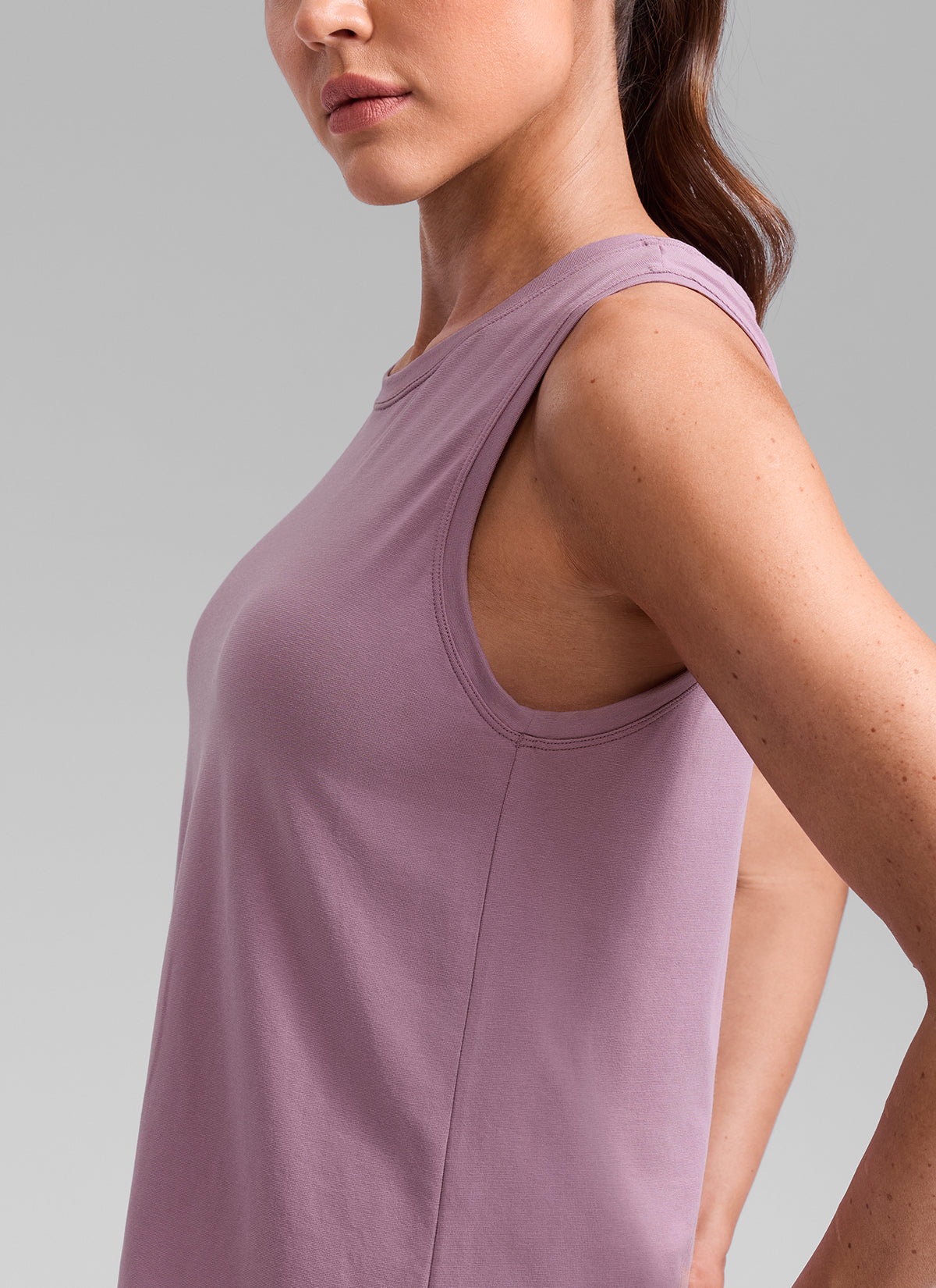 CRZ YOGA Women's Poly Cotton-Blend Workout Open Split Back Tank Light Lavender