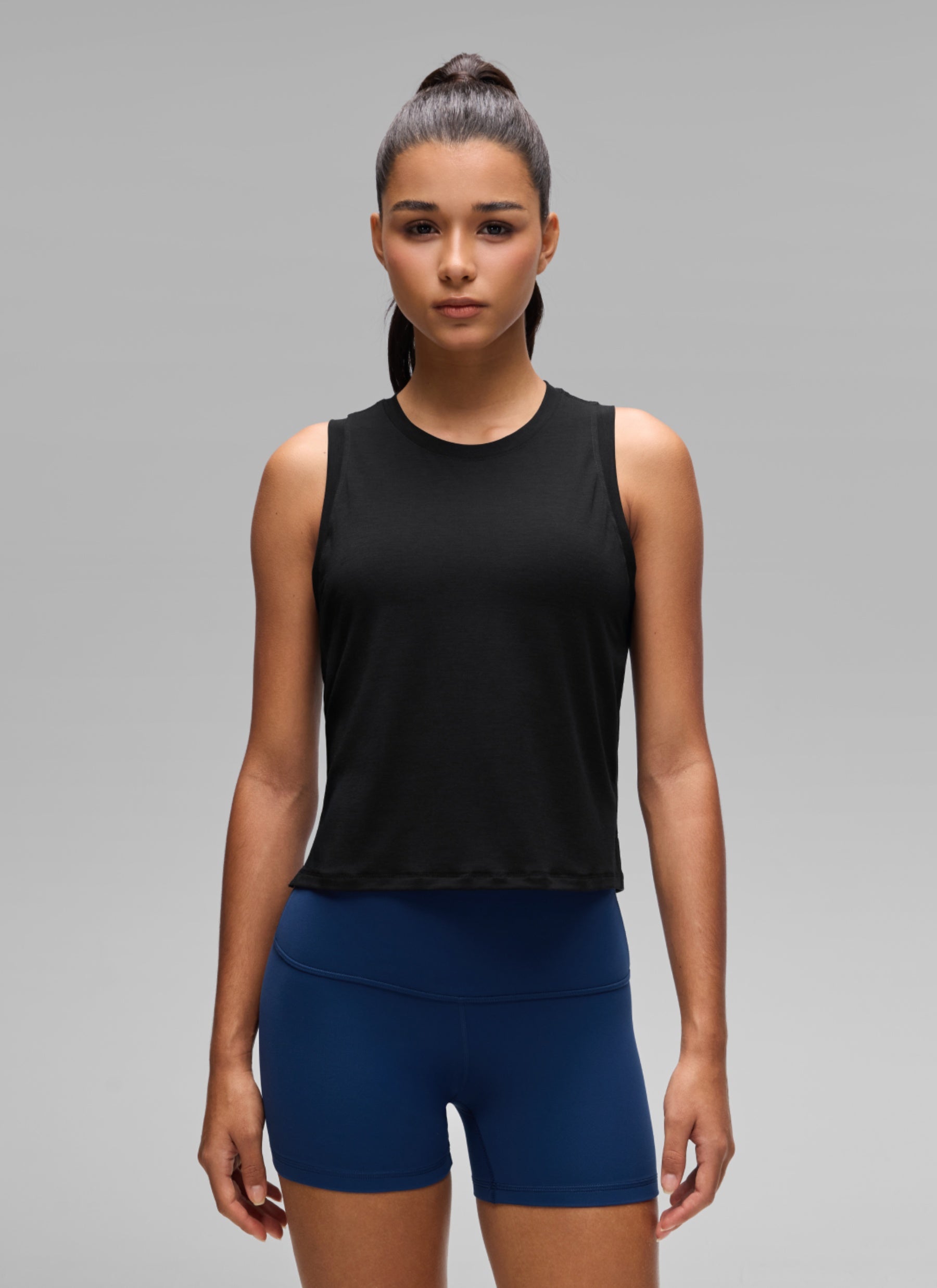 CRZ YOGA Women's Quick Dry Crop Racerback Sleevesless Tank Tops Black