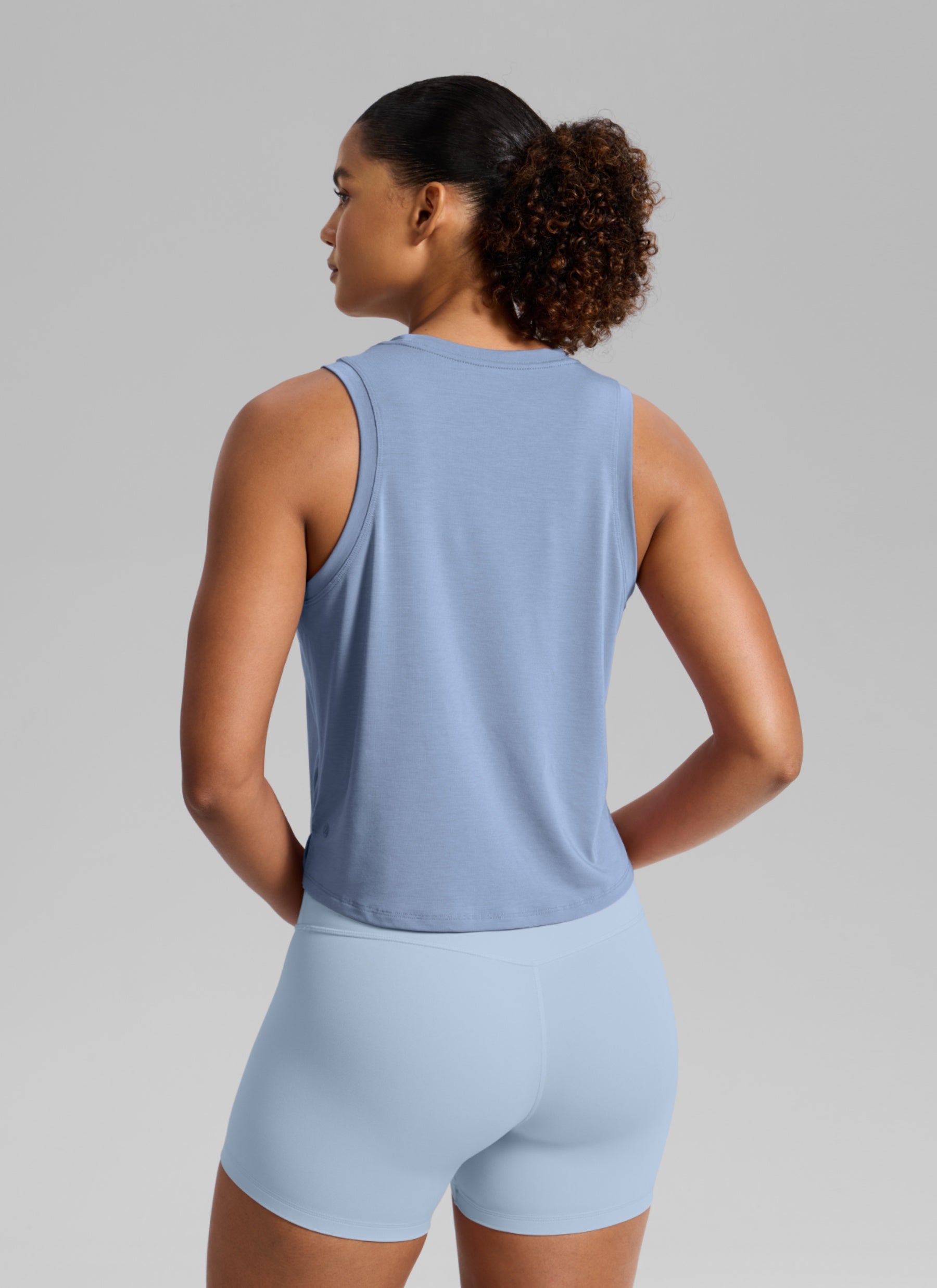 CRZ YOGA Women's Quick Dry Crop Racerback Sleevesless Tank Tops Washed Denim