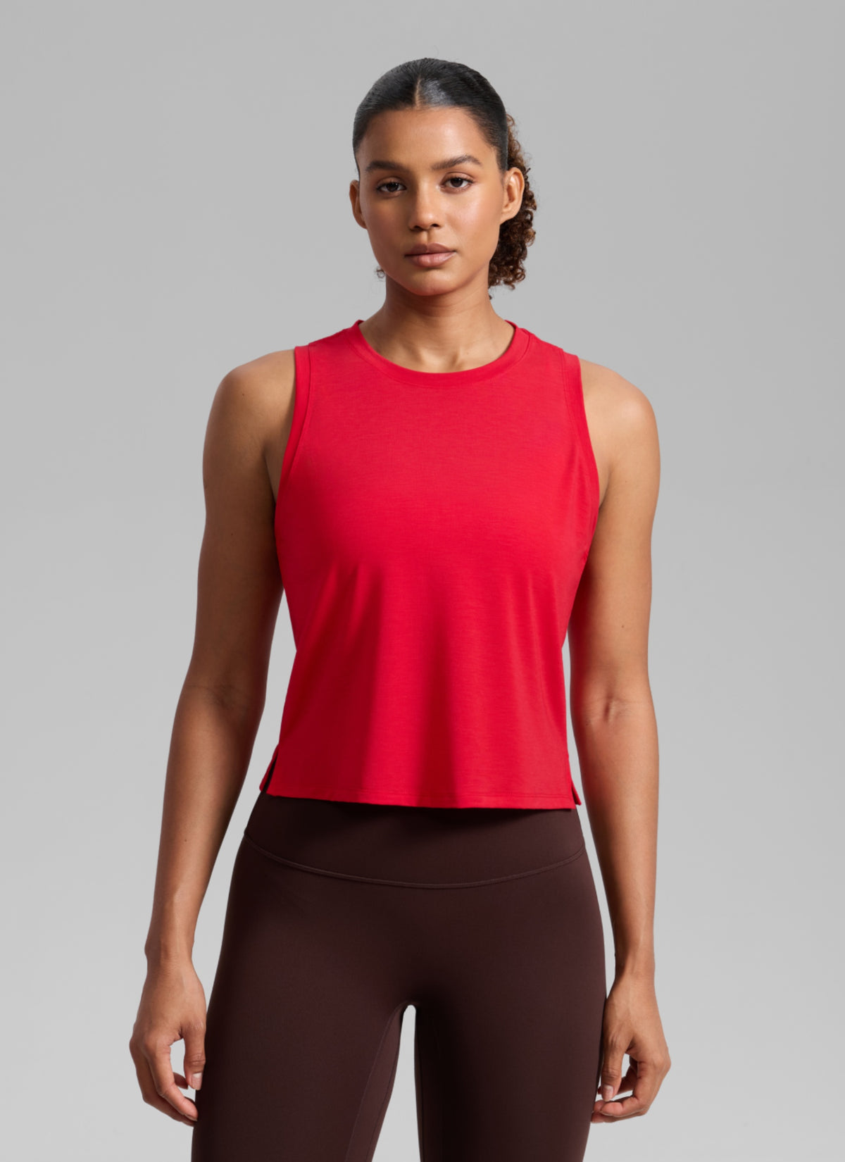 CRZ YOGA Women's Quick Dry Crop Racerback Sleevesless Tank Tops Aurora Red @model_info:B