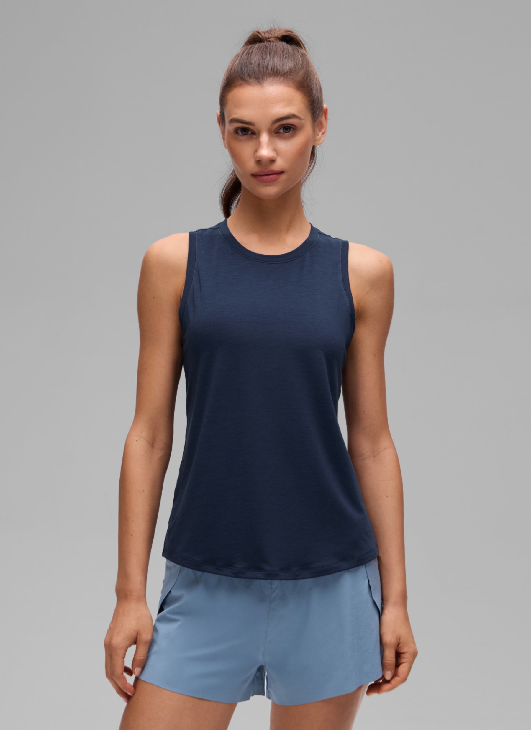 CRZ YOGA Women's Quick Dry Workout Crew Neck Racerback Hip Length Tank Club Blue