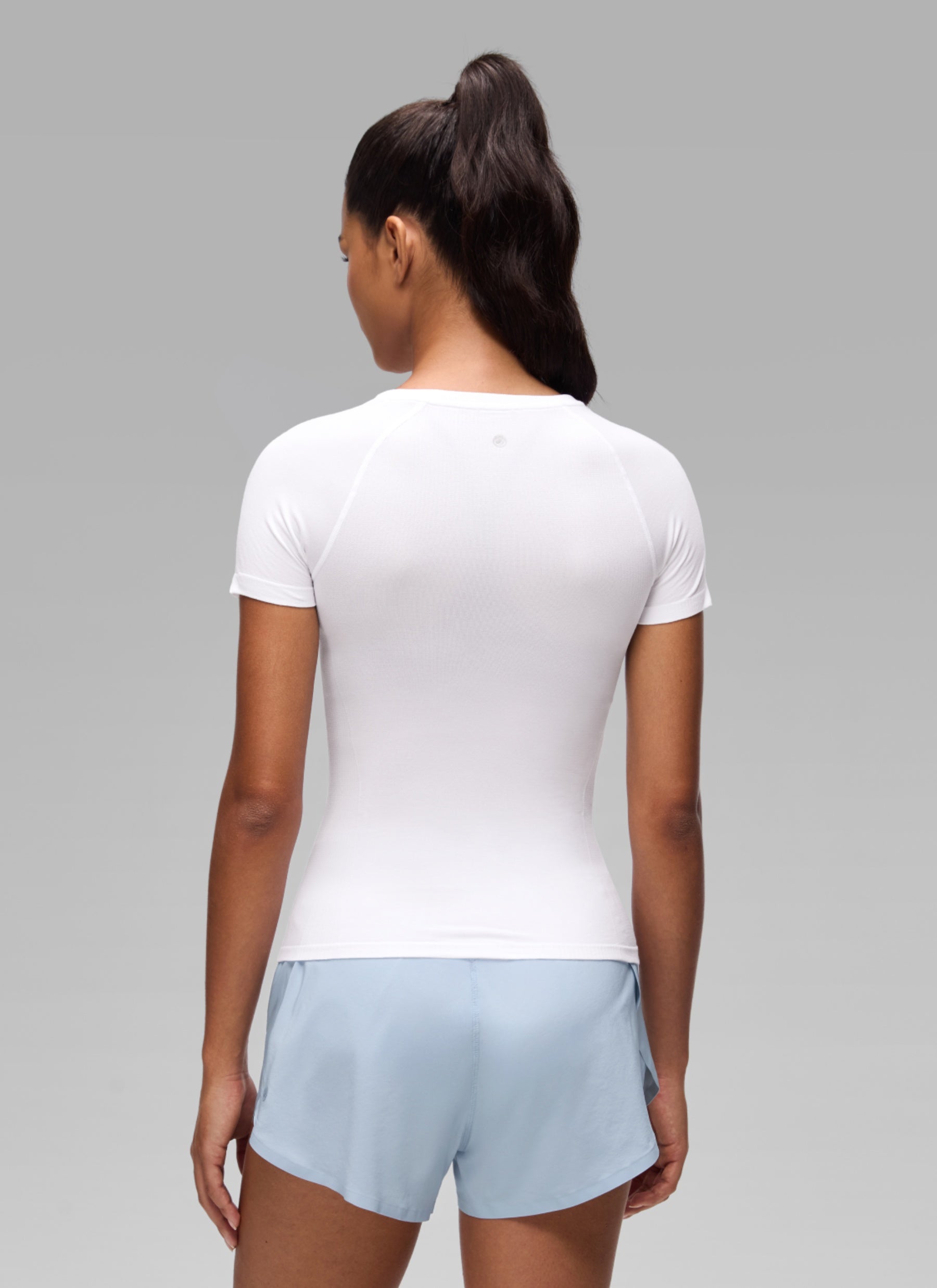 CRZ YOGA Women's Workout Seamless Crewneck Fitted Hip Short Sleeves White