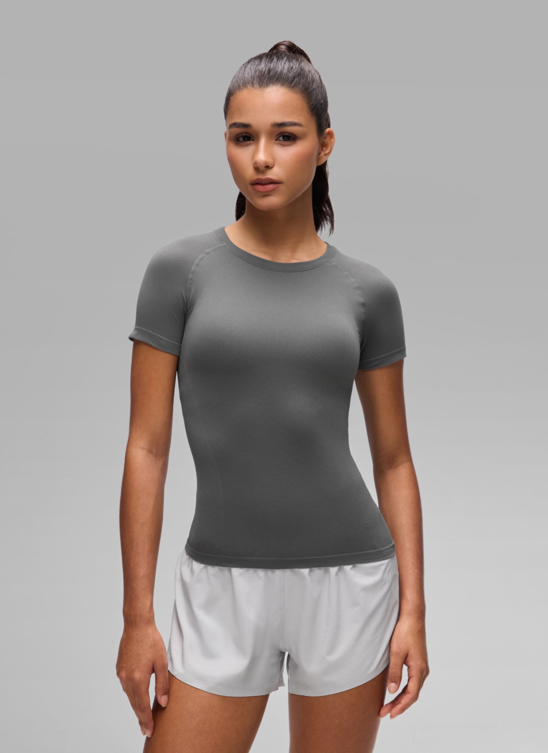 CRZ YOGA Women's Workout Seamless Crewneck Fitted Hip Short Sleeves Ash Grey