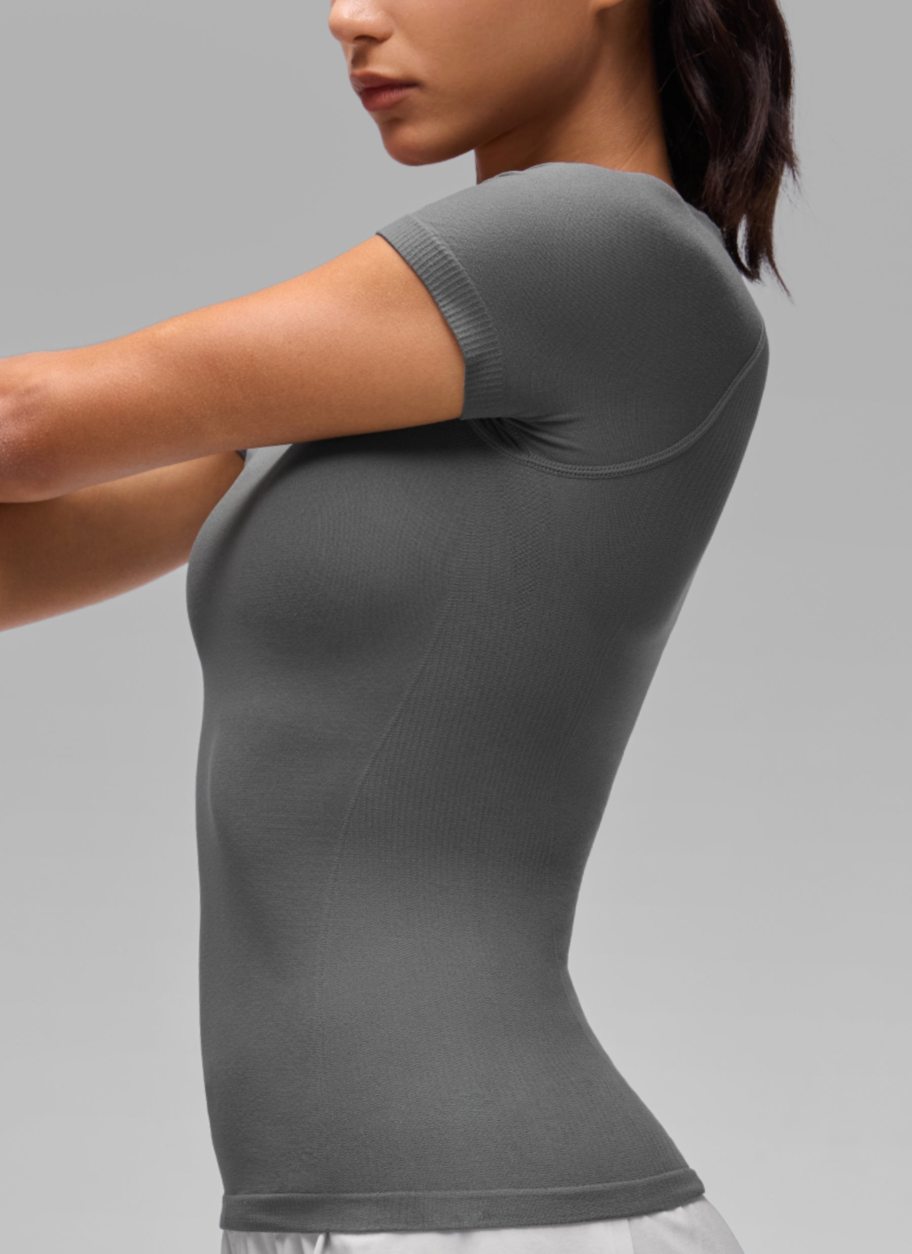 CRZ YOGA Women's Workout Seamless Crewneck Fitted Hip Short Sleeves Ash Grey