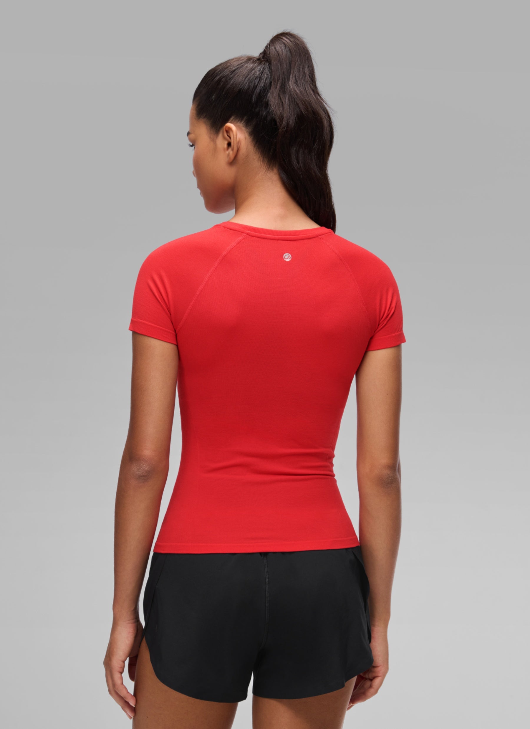 CRZ YOGA Women's Workout Seamless Crewneck Fitted Hip Short Sleeves Deep Red