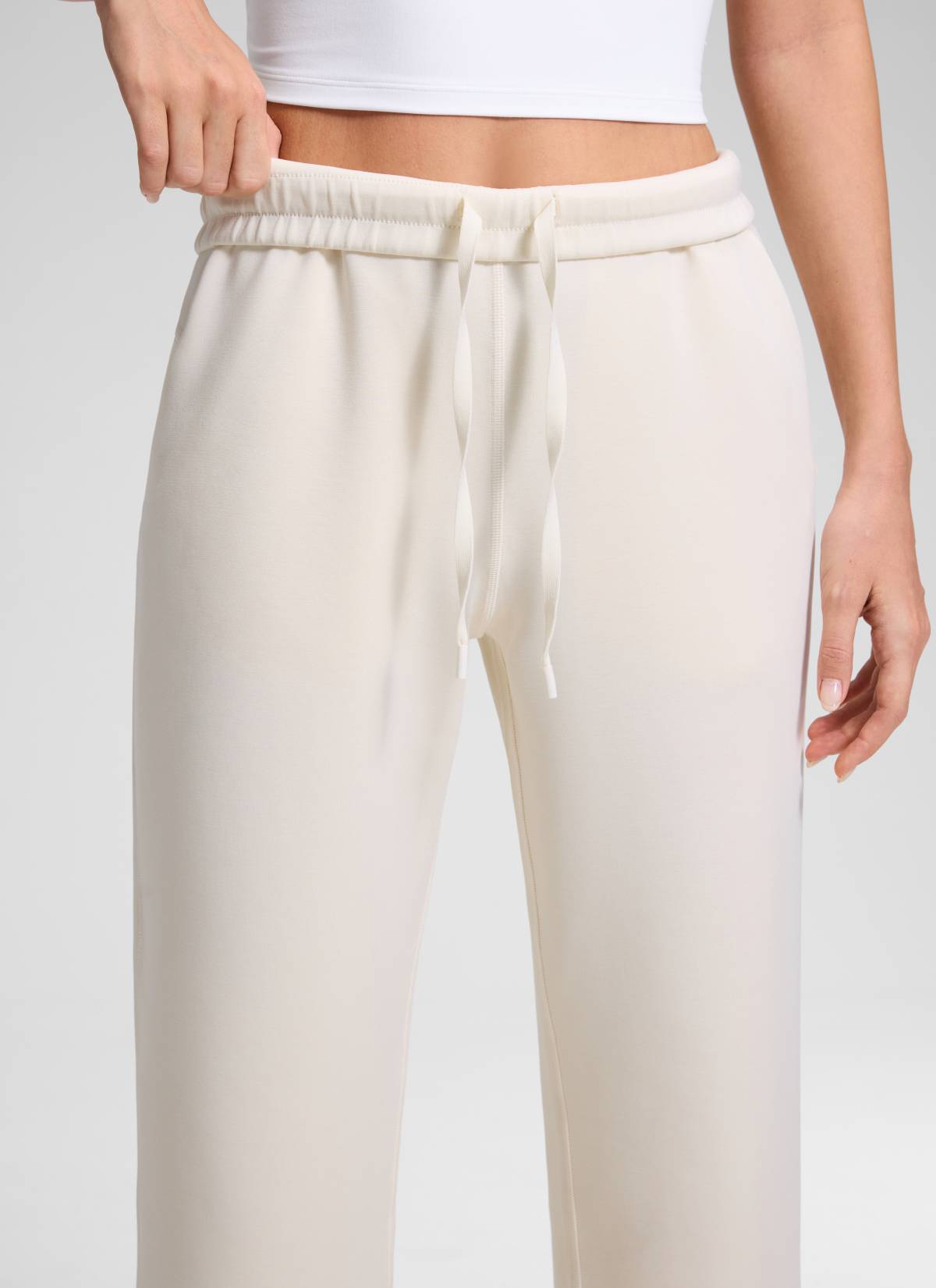 CRZ YOGA Women's SoftAura Casual High Rise Pocket Sweatpant 24
