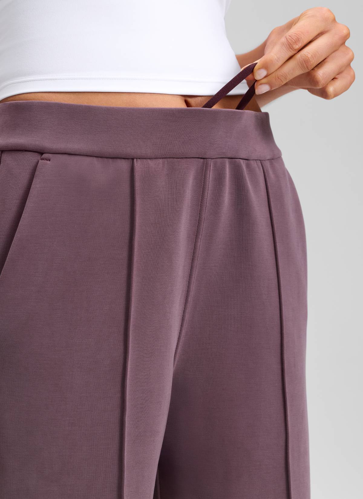 CRZ YOGA Women's SoftAura Casual Mid Rise Pocket Straight Leg Pant 30