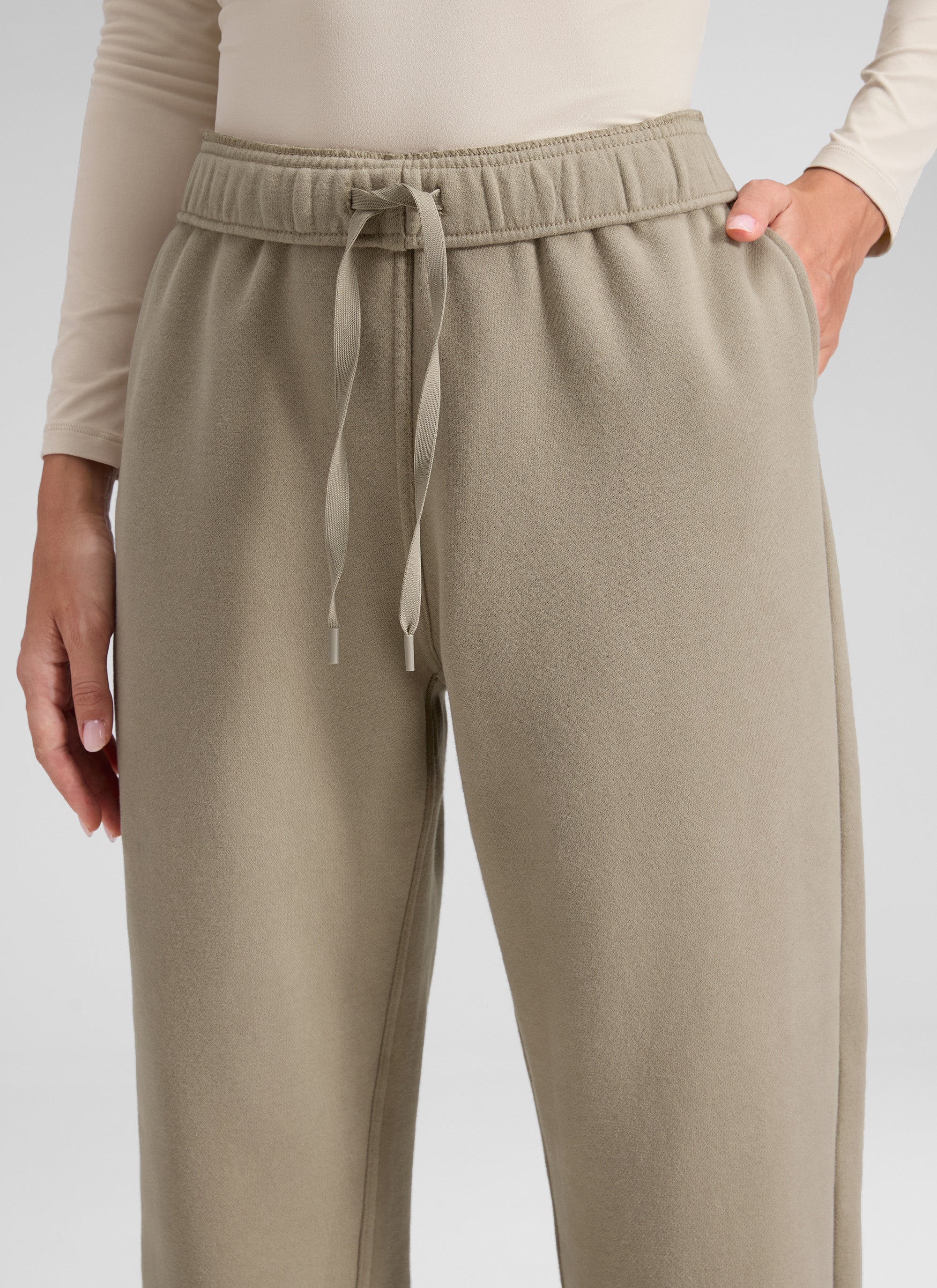 CRZ YOGA Women's Fleece Lined High Rise Drastring Pocket Sweatpants Oak