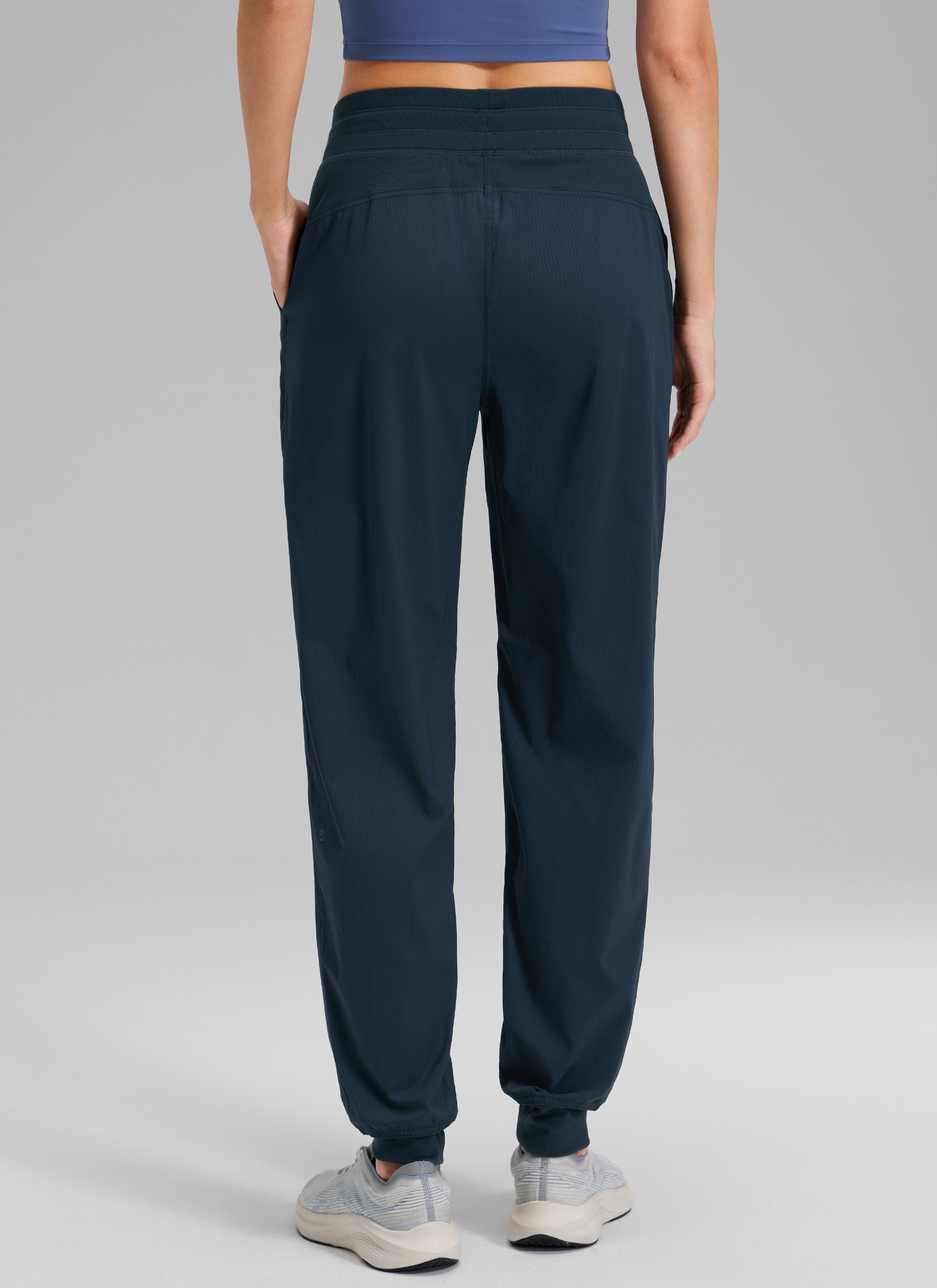 CRZ YOGA Women's Casual High Rise Drawstring Pocket Ruched Jogger 30'' Ink Blue