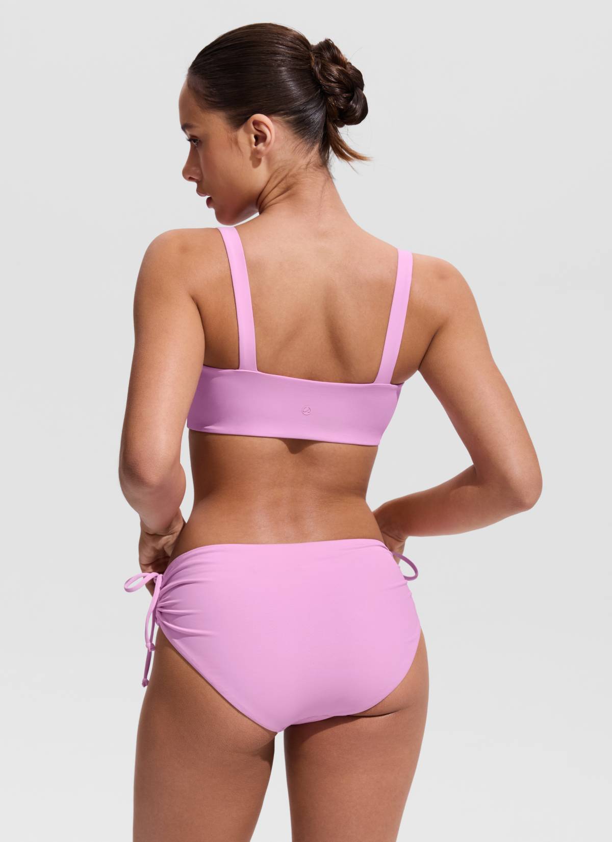 CRZ YOGA Women's Swimwear Square Neck Wide Flat Straps Bikini Tops Vita Pink @model_info:Maria