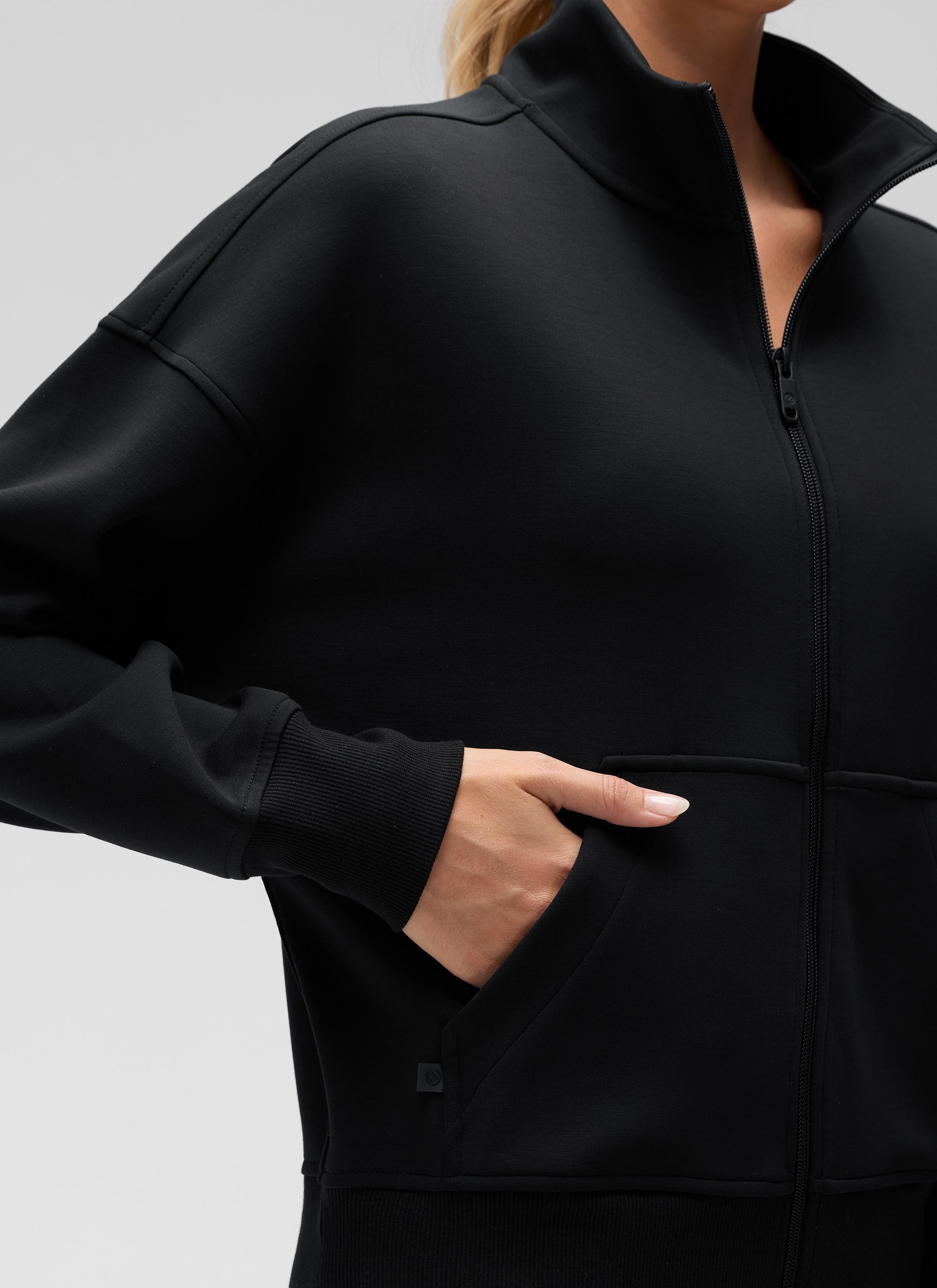 CRZ YOGA Women's Softaura Casual High Mock Neck Pocket Full Zip Jacket Black