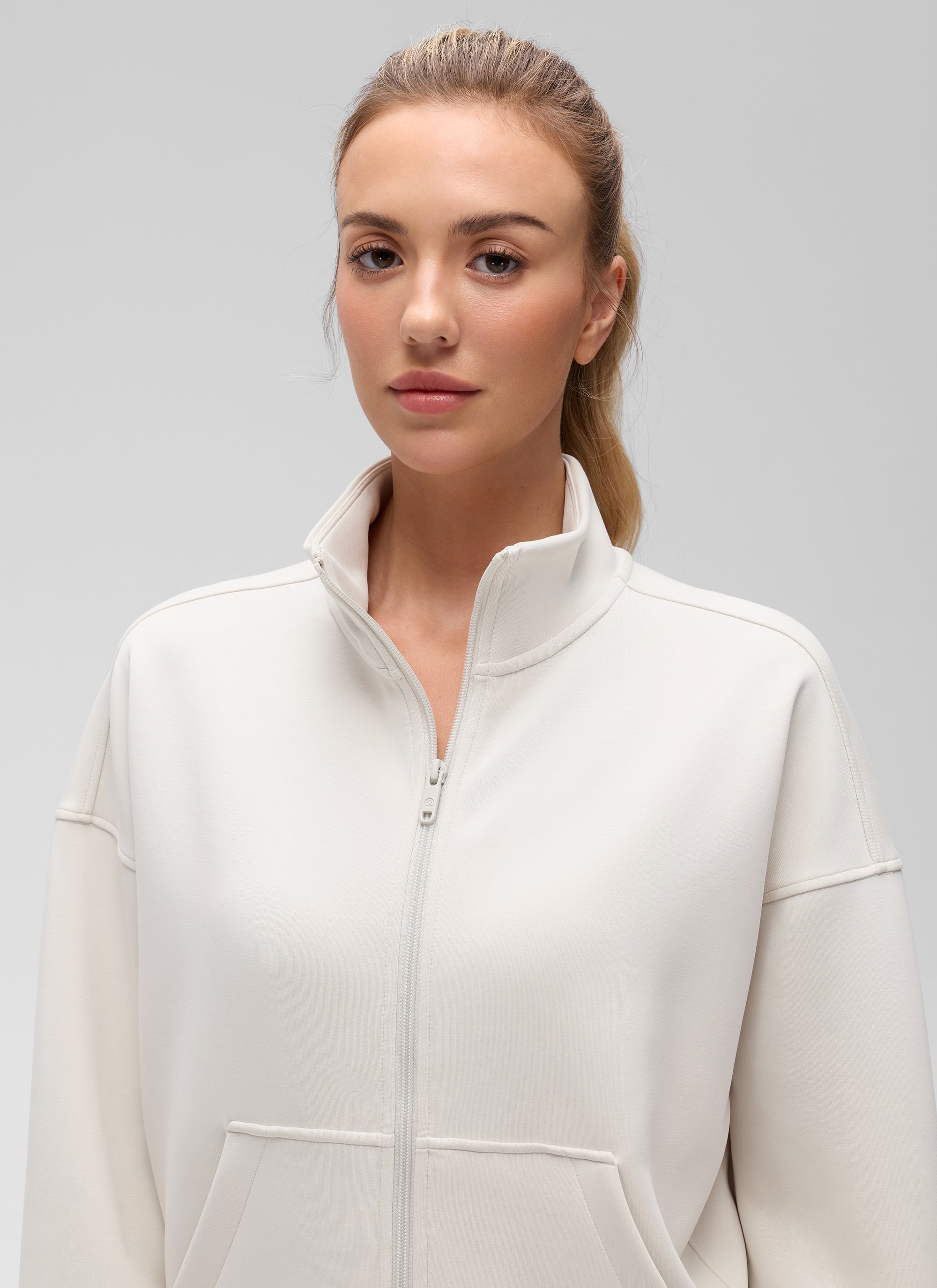 CRZ YOGA Women's Softaura Casual High Mock Neck Pocket Full Zip Jacket Milky White