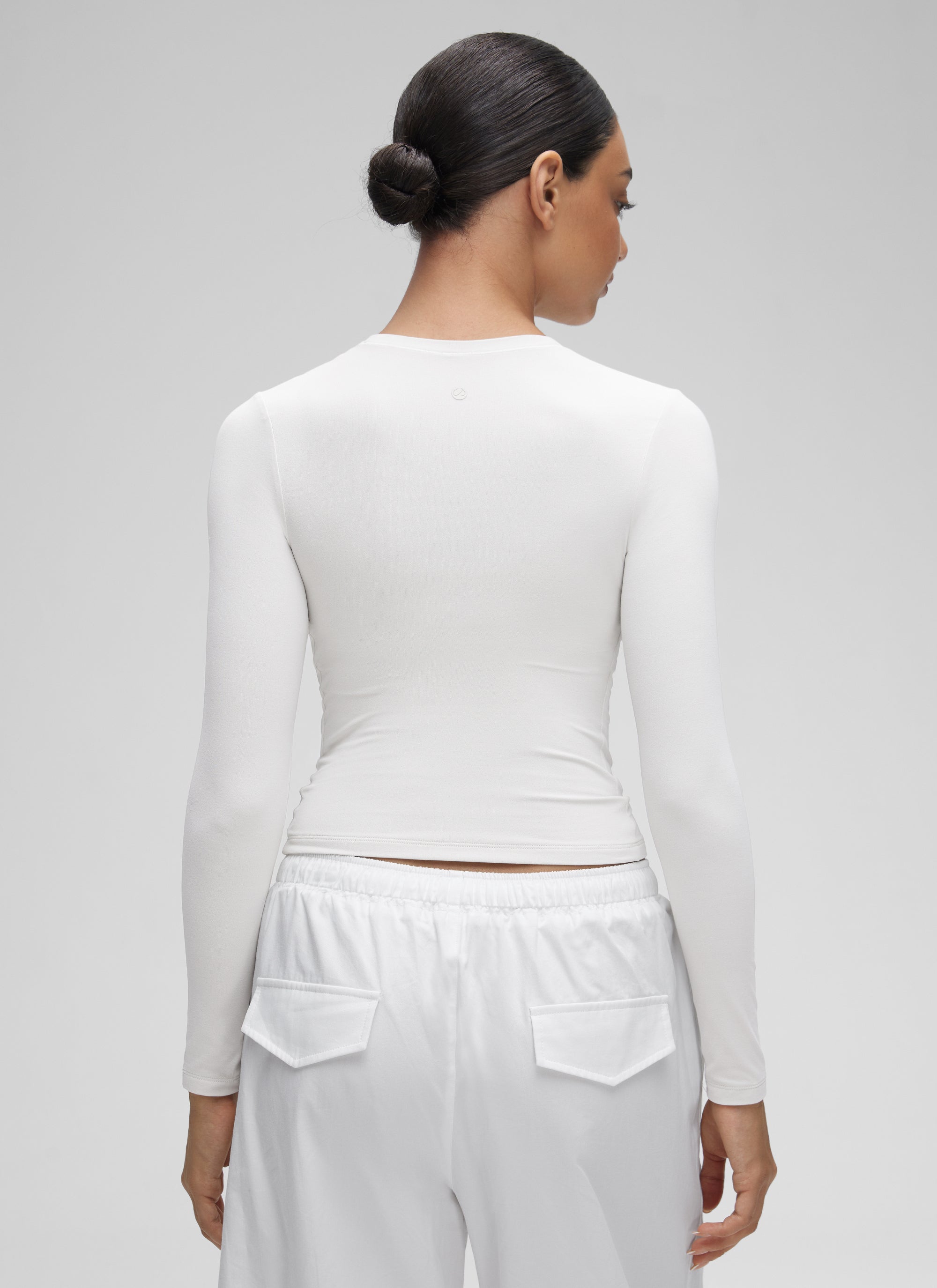 CRZ YOGA Women's Crew Neck Tight Fit Long Sleeve Shirts Casual Tee White