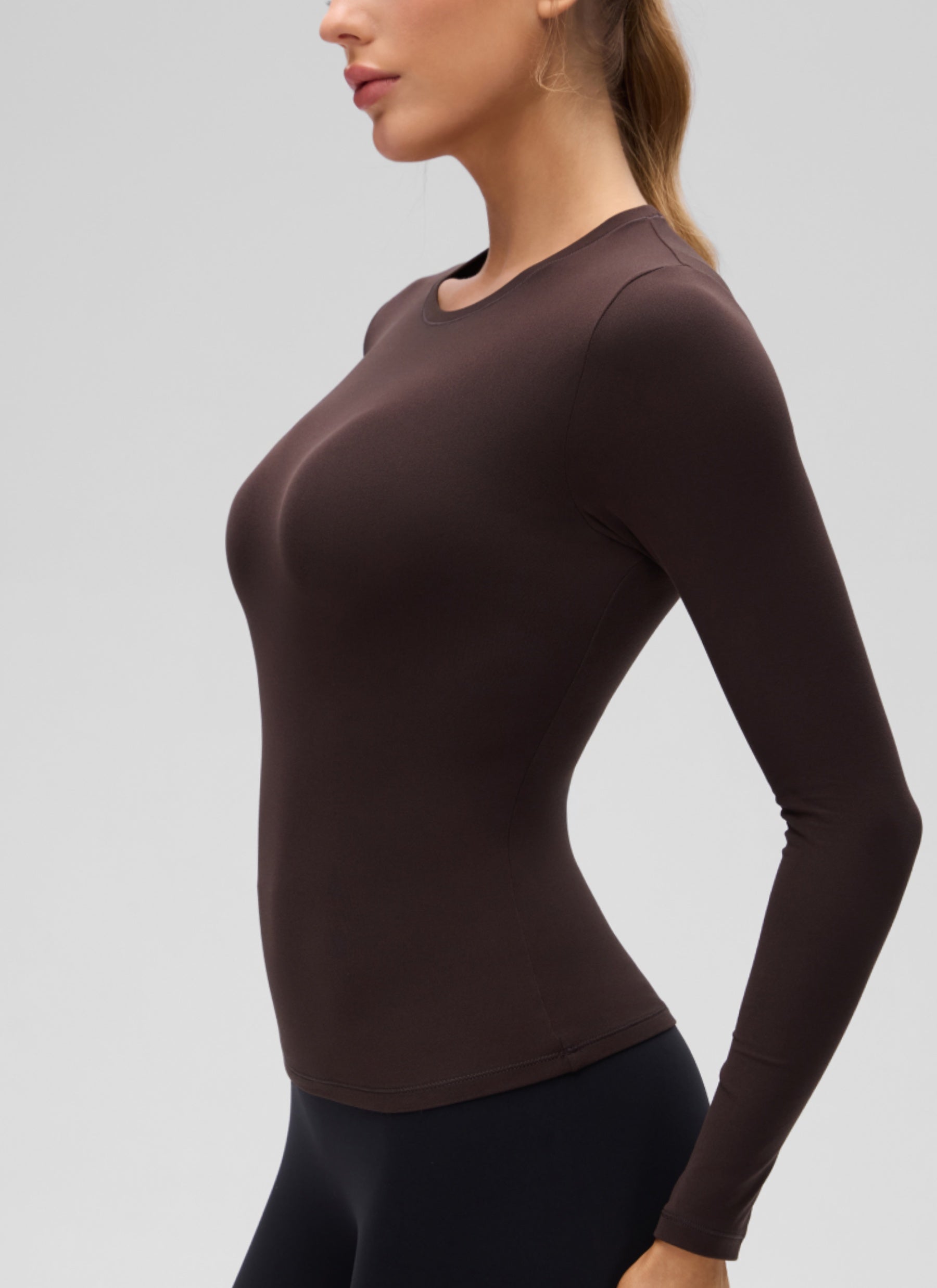 CRZ YOGA Women's Crew Neck Tight Fit Long Sleeve Shirts Casual Tee Hot Fudge Brown
