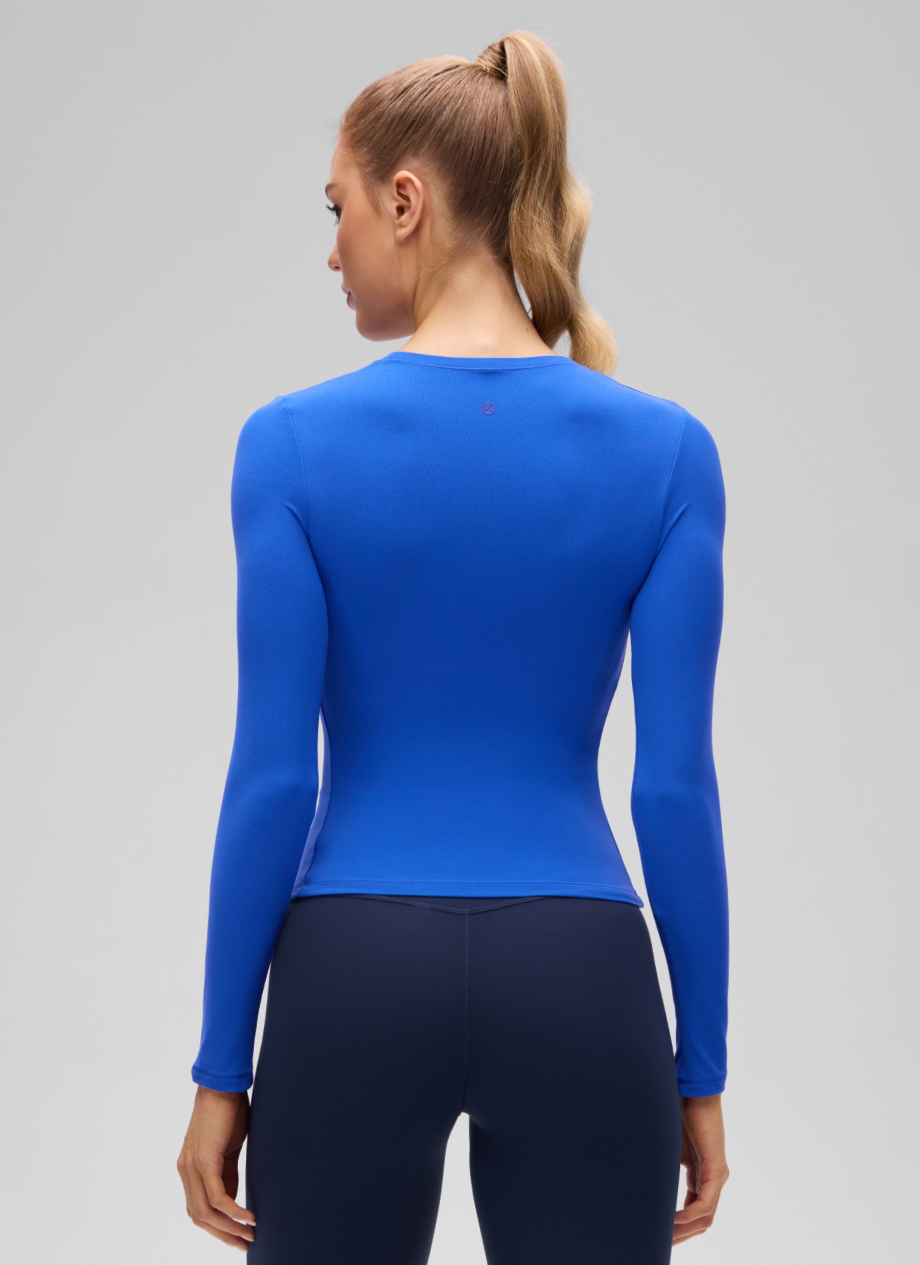 CRZ YOGA Women's Crew Neck Tight Fit Long Sleeve Shirts Casual Tee Sparkle Blue