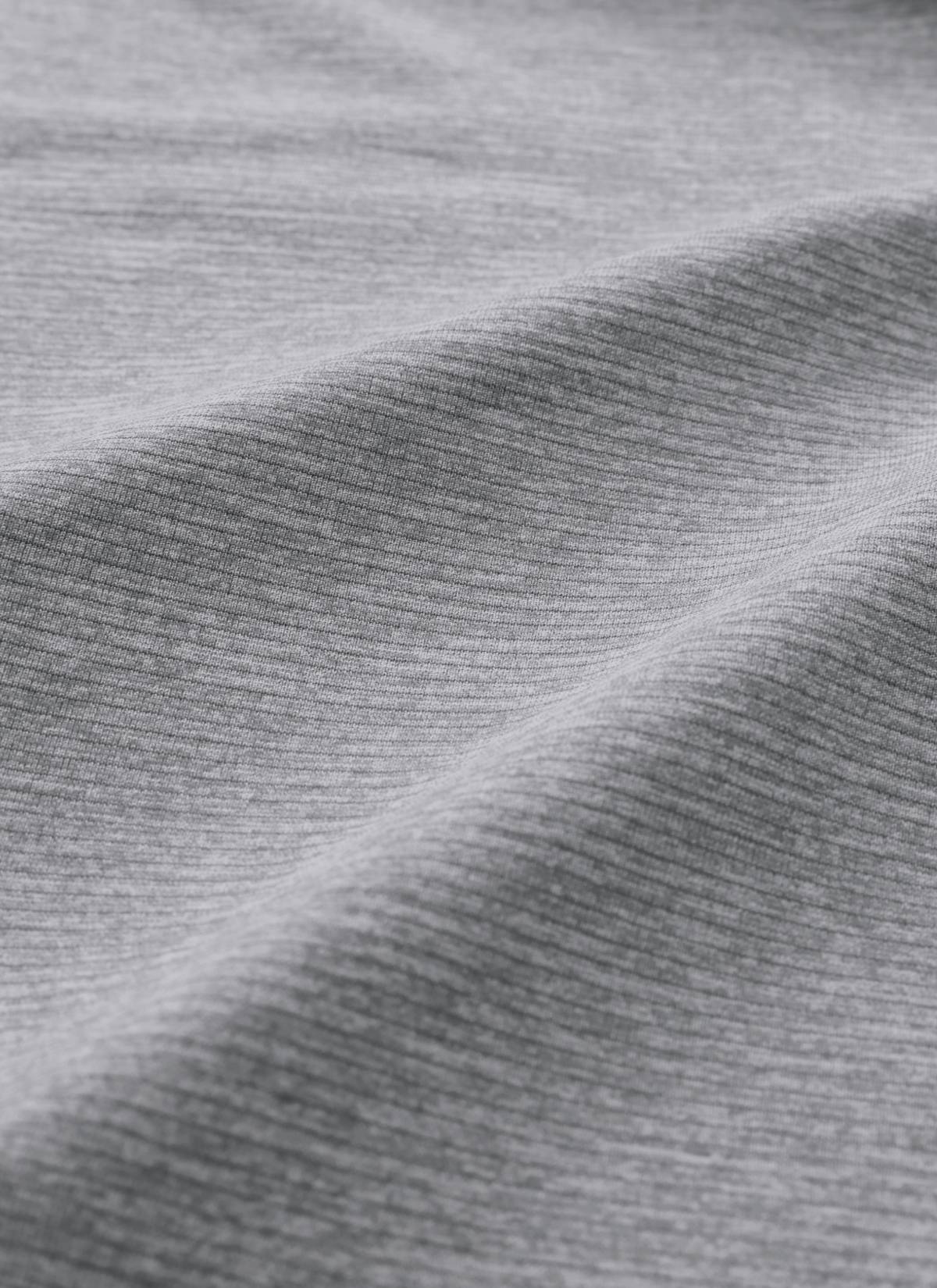 CRZ YOGA Women's Running Classic Fit Shirts Seamless Short Sleeves Slate Grey Marl @model_info:grey